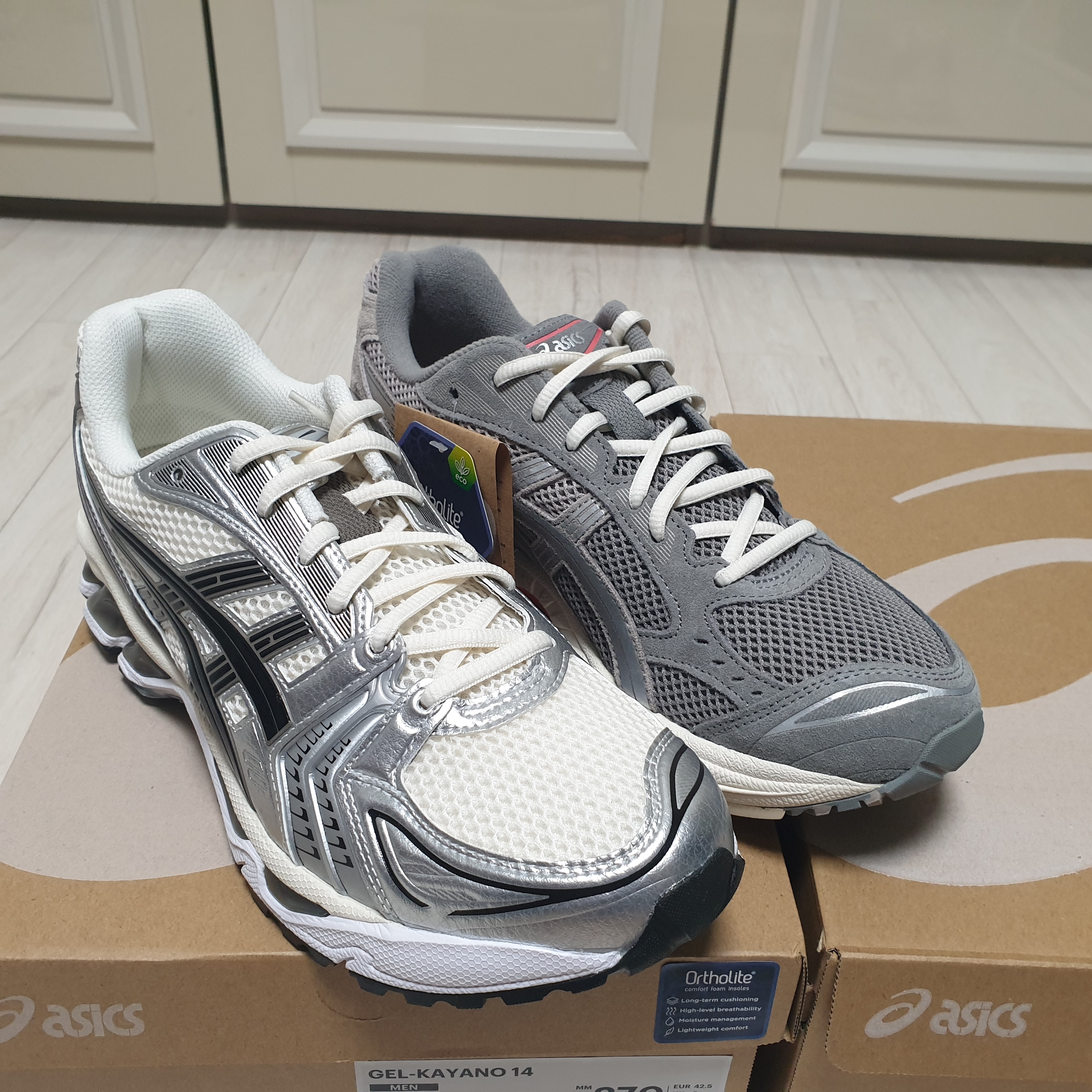 Asics Gel-Kayano 14 Cream Black, Asics Gel-Kayano 14 Clay Grey Pure Silver 착용 스타일 - 3