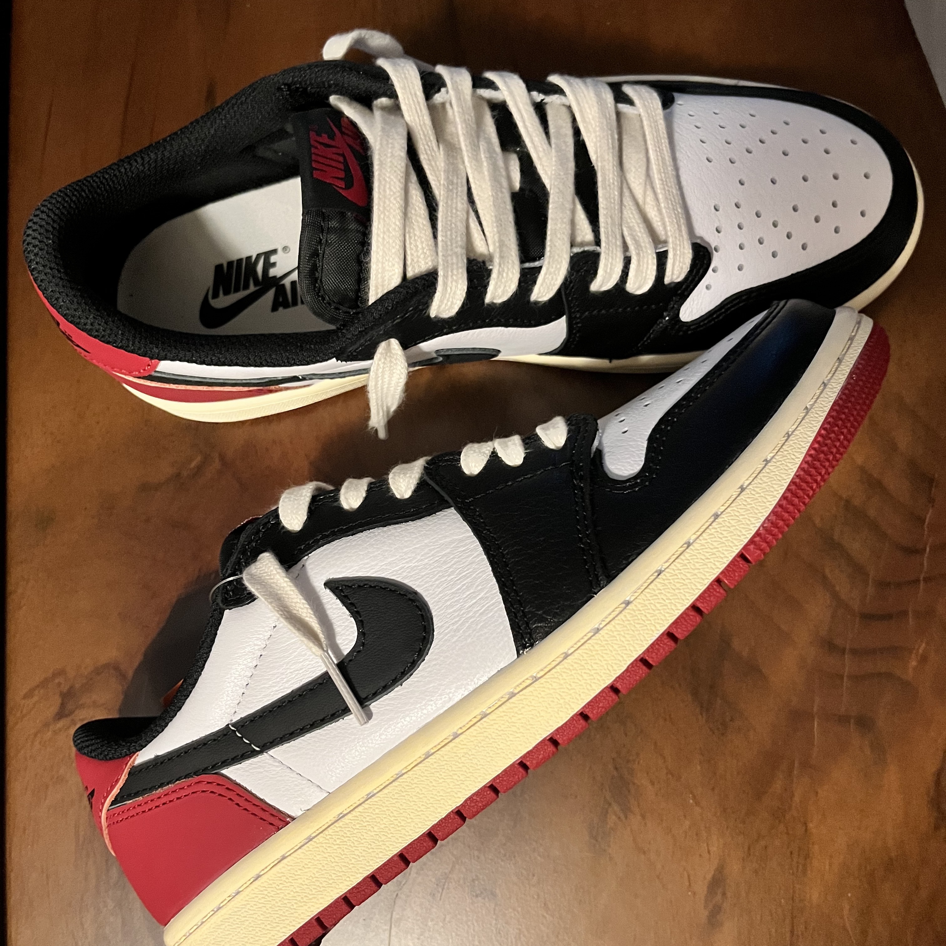 Jordan 1 Retro Low OG Black Toe 착용 스타일