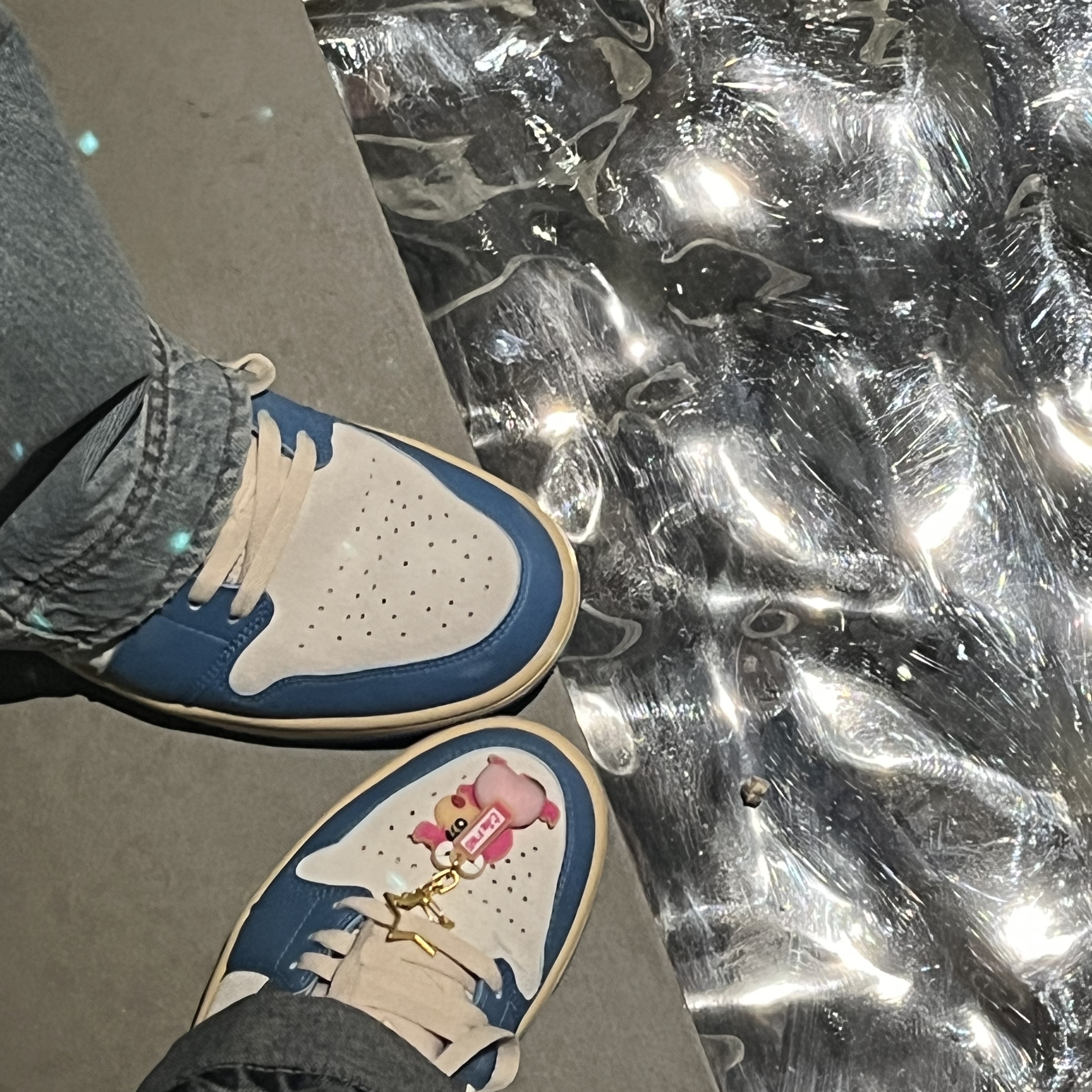 Jordan 1 Low SE Tokyo 96 착용 스타일 - 2