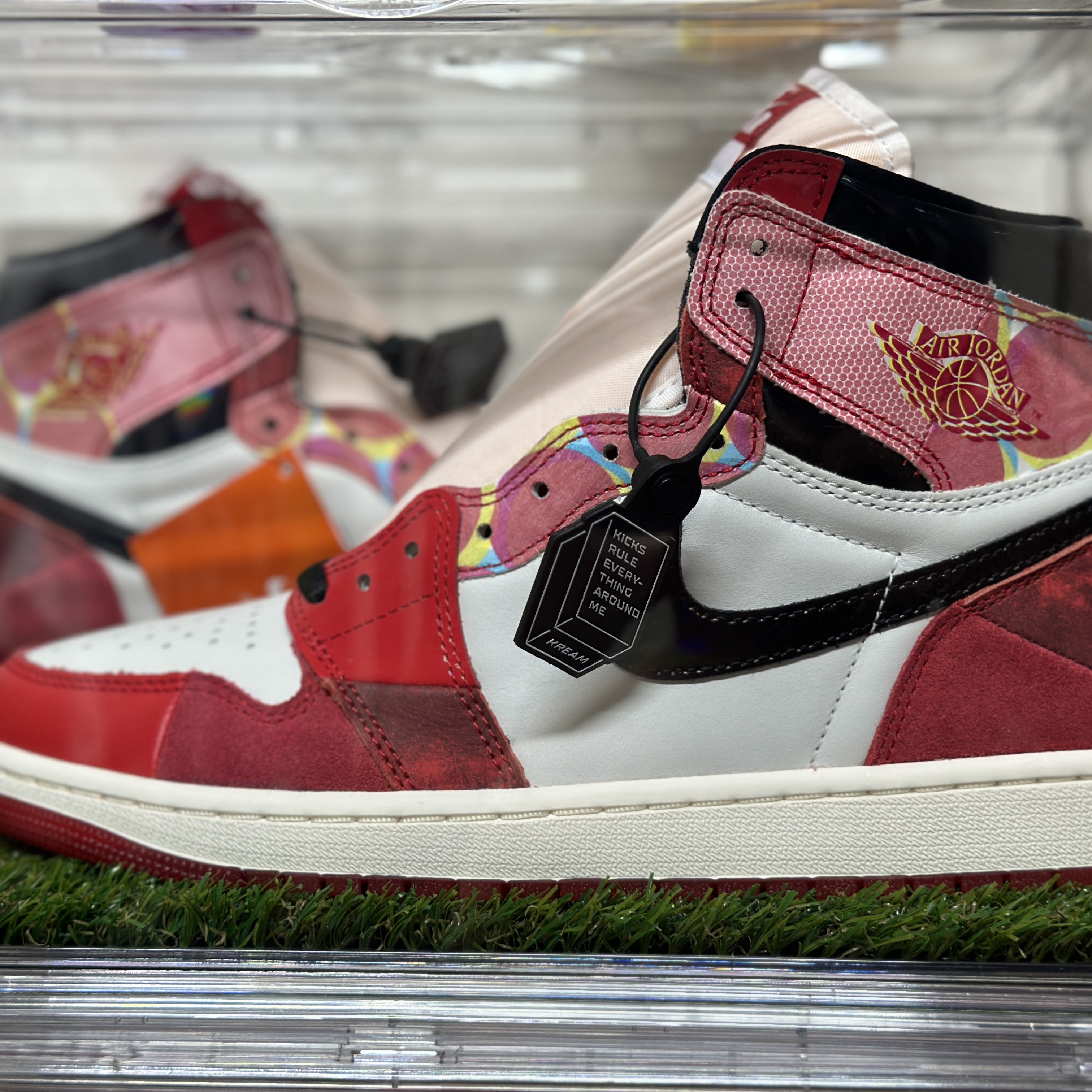 Jordan 1 Retro High Spider-Man Next Chapter 착용 스타일