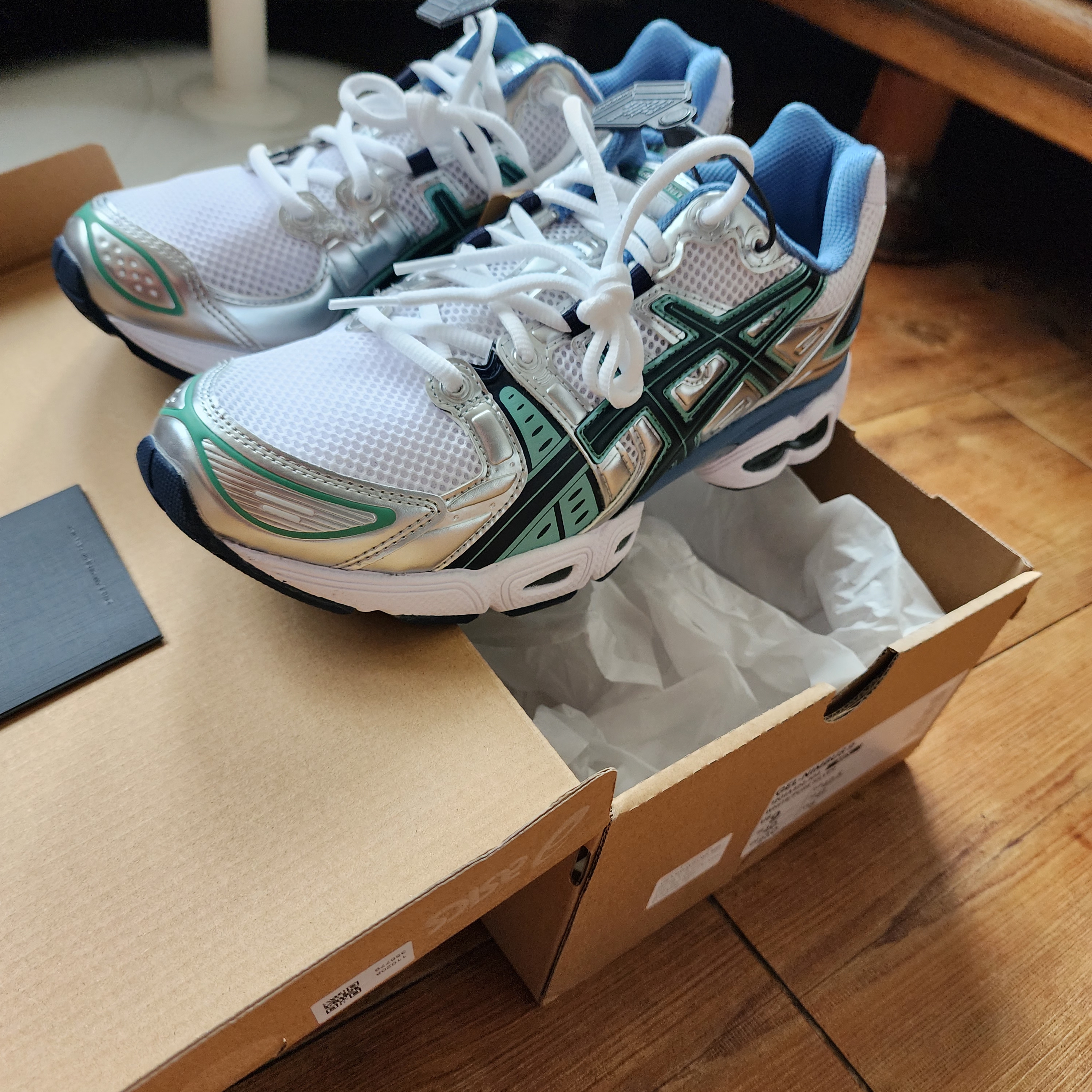 Asics Gel-Nimbus 9 White Pure Silver 착용 스타일