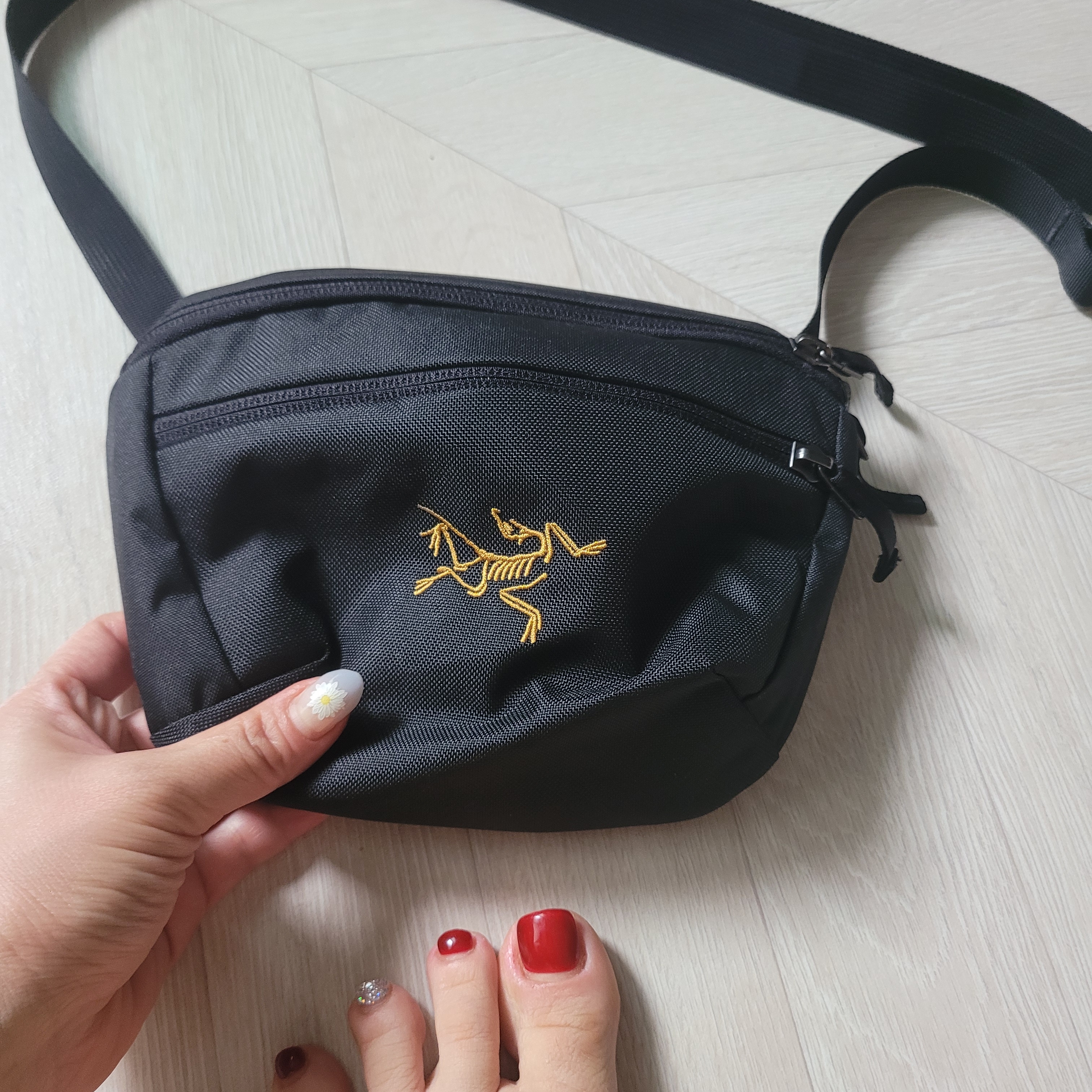Arc'teryx Mantis 1 Waistpack Black 착용 스타일