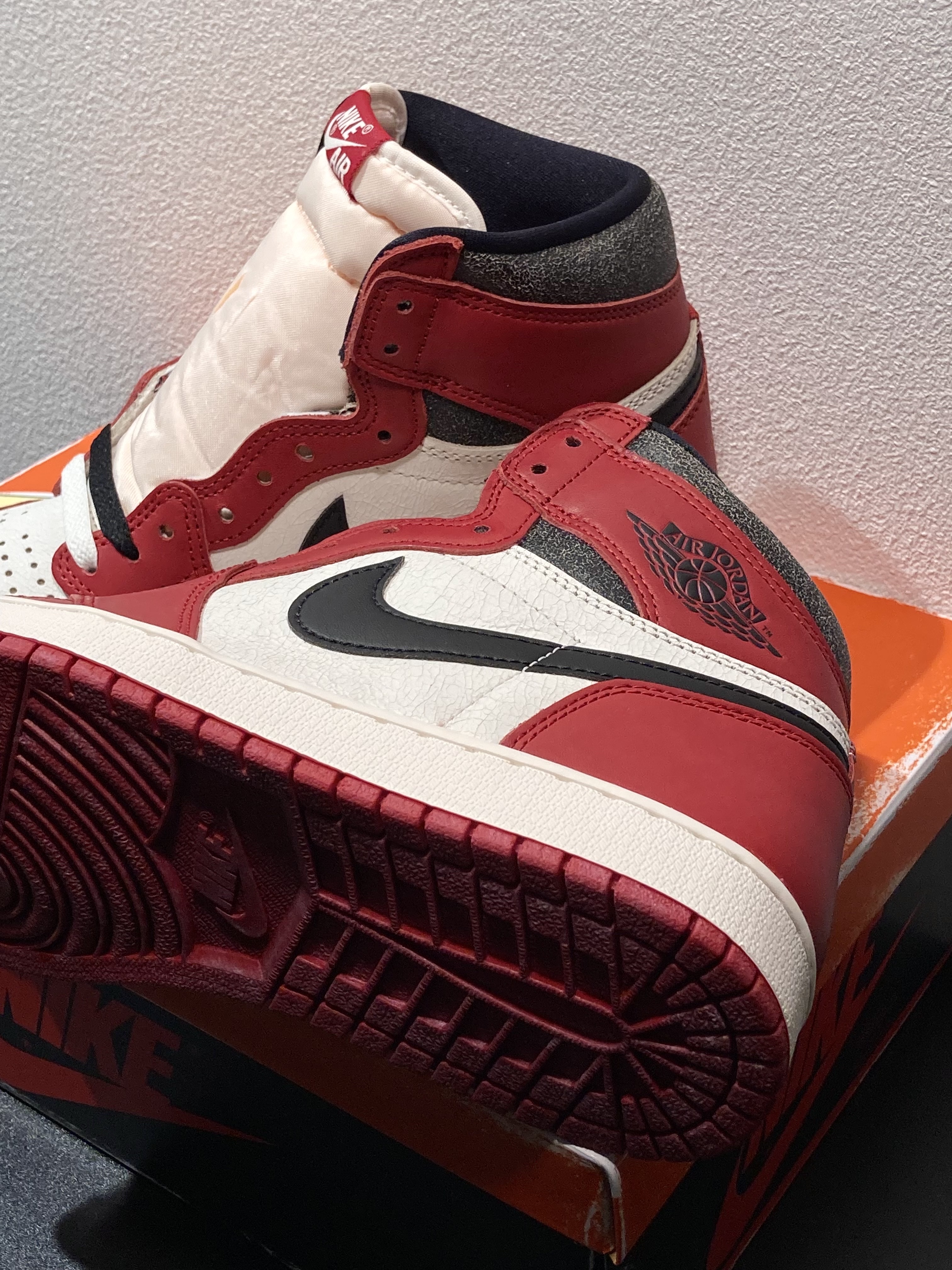 Jordan 1 Retro High OG Chicago 2022 착용 스타일 - 3