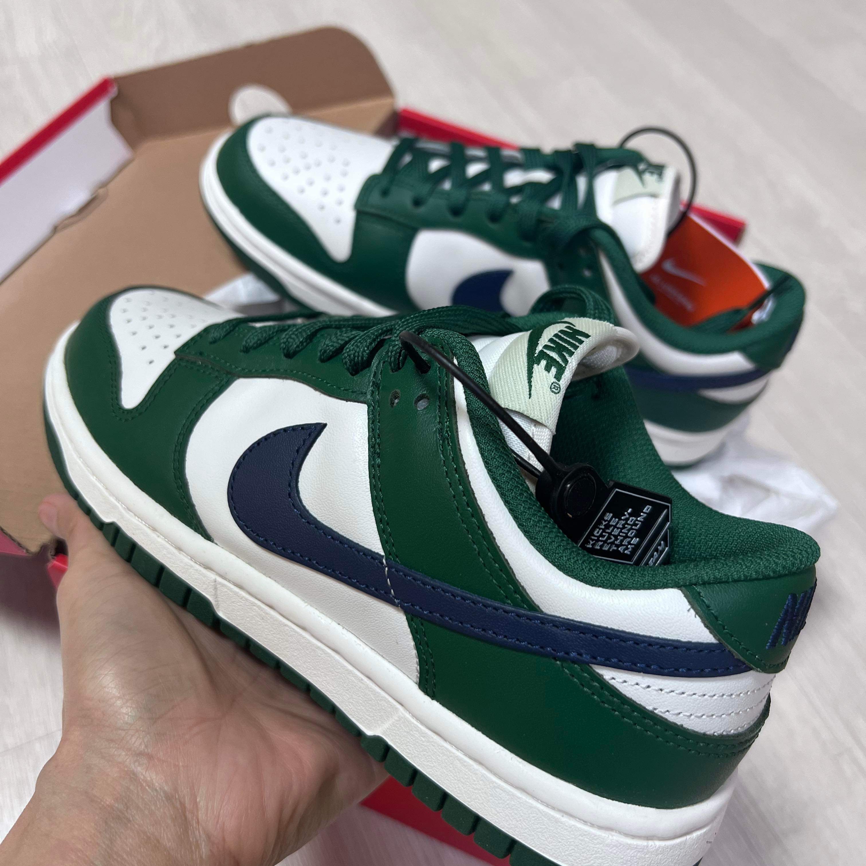(W) Nike Dunk Low Gorge Green 착용 스타일 - 2