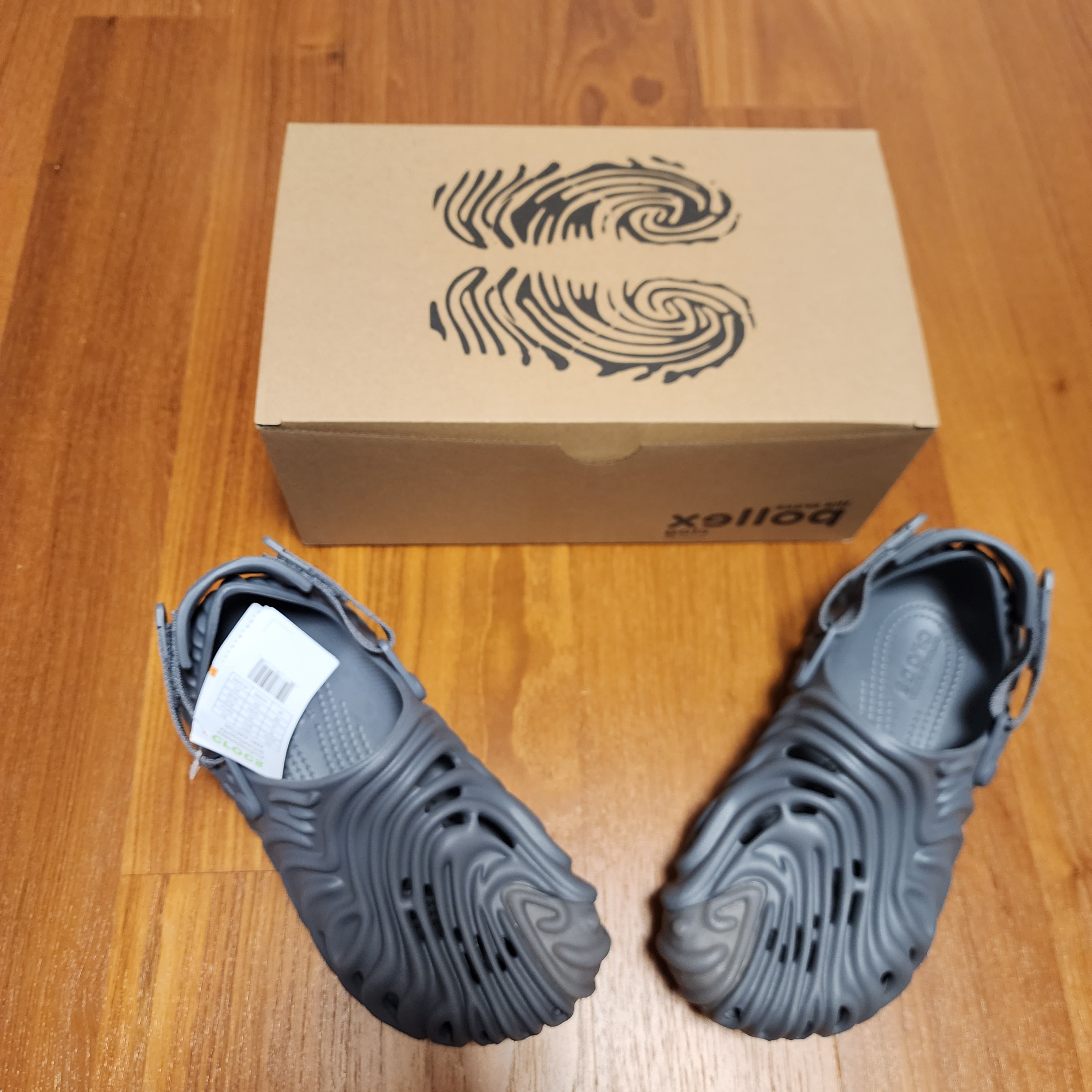 Crocs x Salehe Bembury Pollex Clog Niagara 착용 스타일 - 5