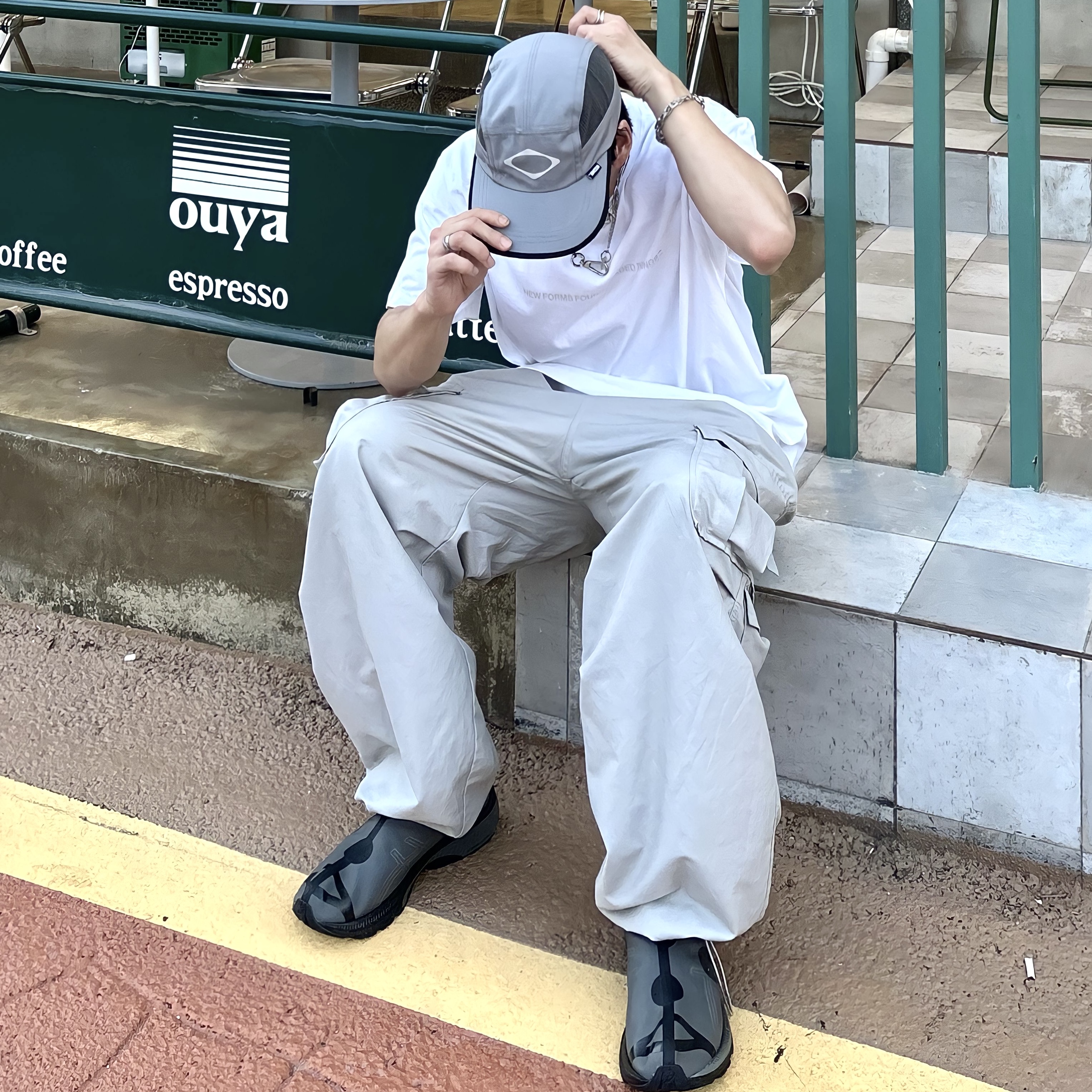 Asics x Vivienne Westwood Gel-Kayano 27 LTX Black, (W) Mischief Rhombus Running Cap Khaki Grey 착용 스타일 - 1