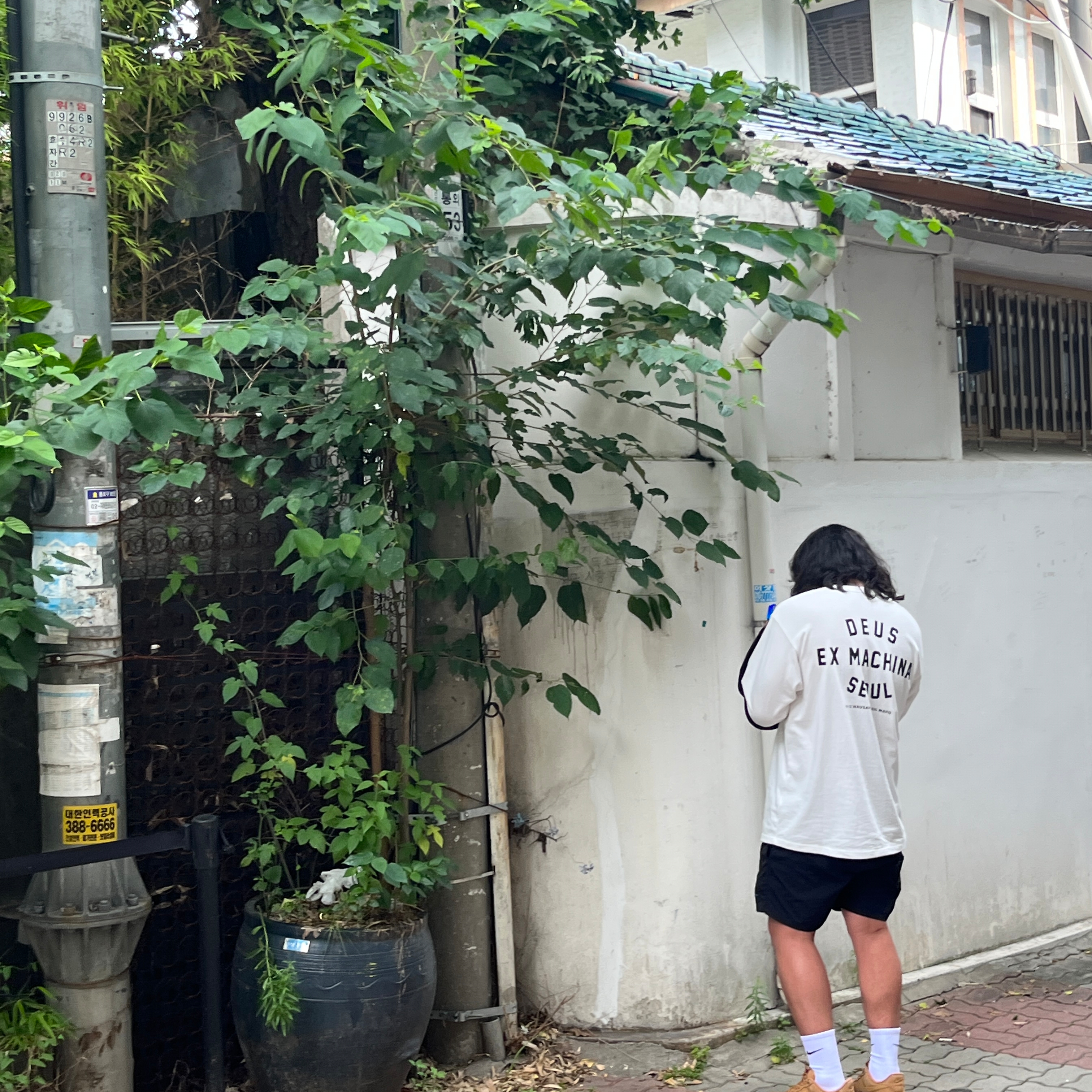 Off-White x Post Archive Faction Figures of Speech Cap Right Black, Nike Air Force 1 '07 WB Flax 착용 스타일 - 1
