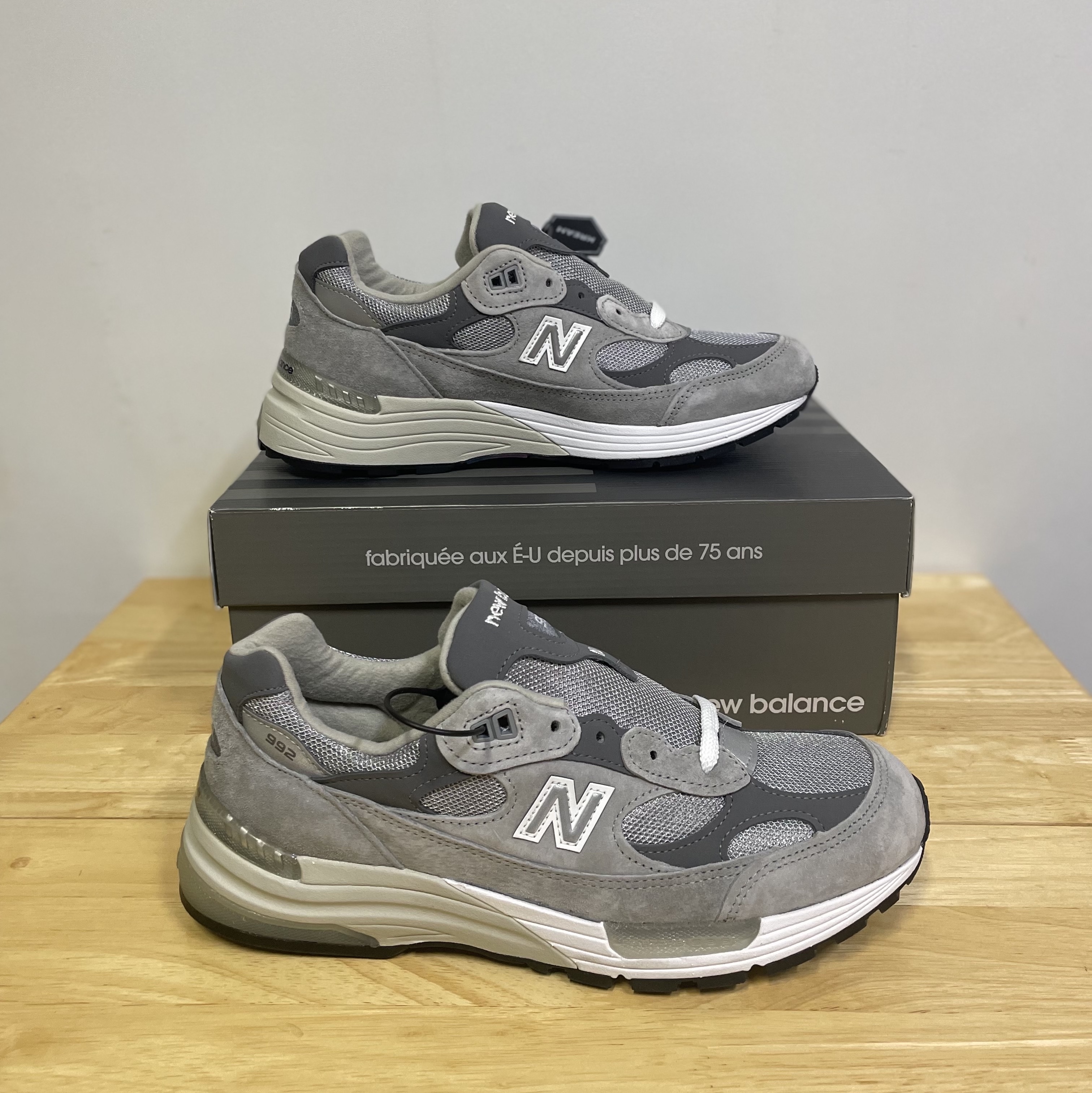 New Balance 992 Made in USA Grey - D Standard 착용 스타일 - 2