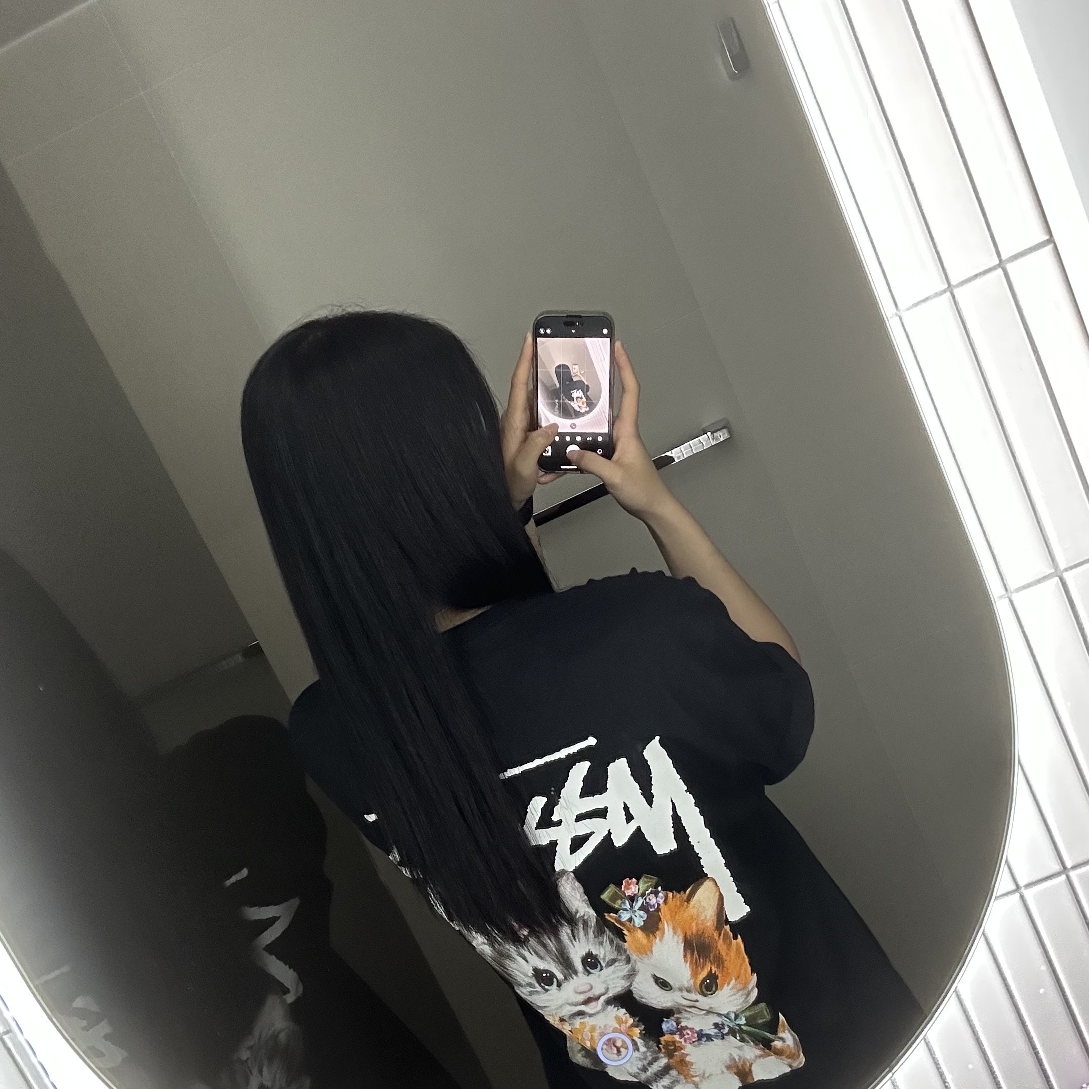 Stussy Kittens T-Shirt Black 착용 스타일 - 1