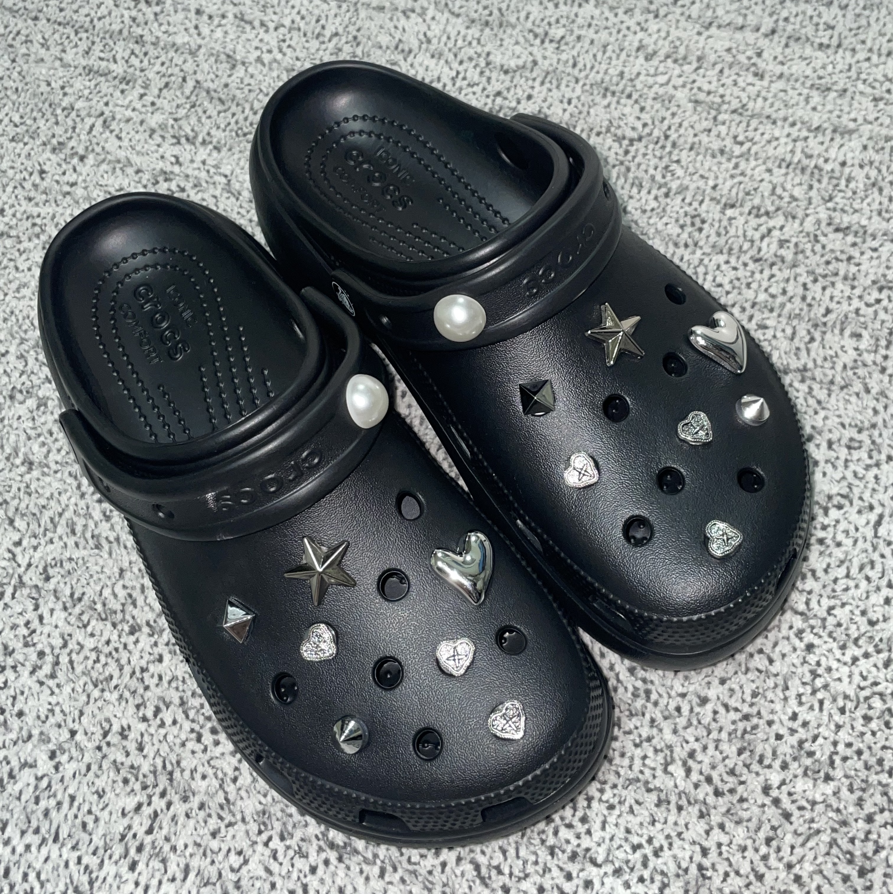 (W) Crocs Classic Platform Clog Black 착용 스타일