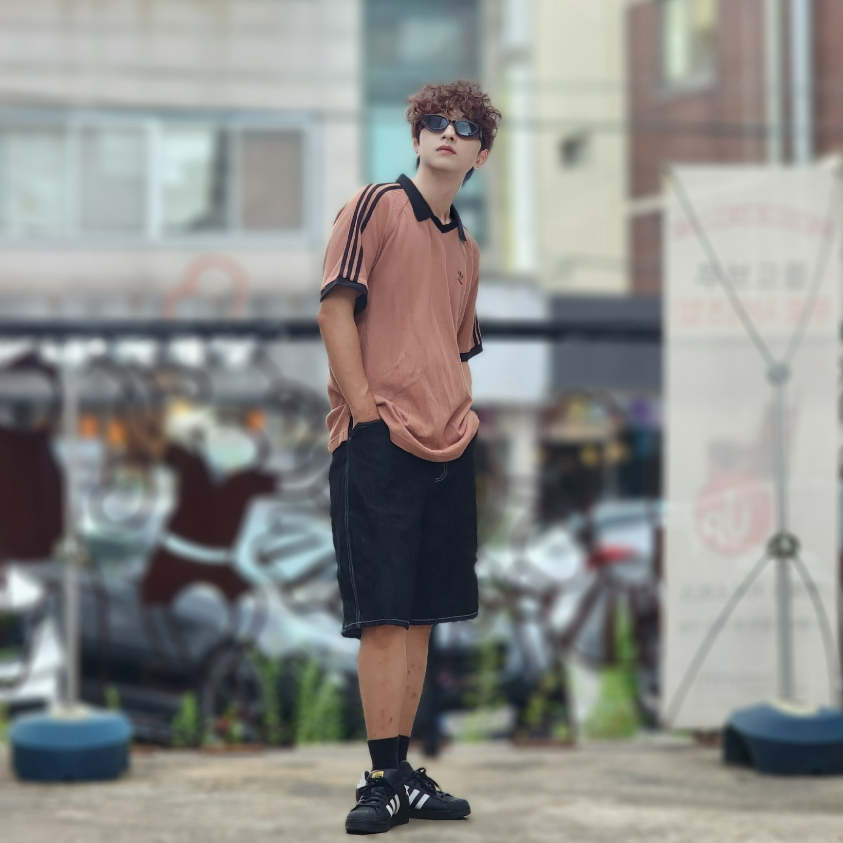 Adidas Adicolor Classics Waffle Polo Shirt Clay Strata - KR Sizing, Adidas Adicolor Classics Waffle Polo Shirt Clay Strata - US Sizing 착용 스타일 - 1