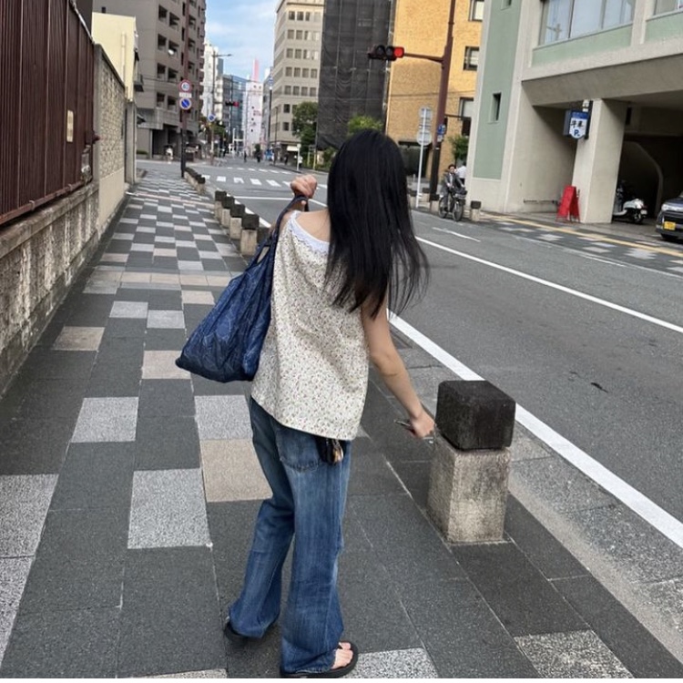 Safarispot Quilting Rabbit Tot Bag Denim 착용 스타일 - 2