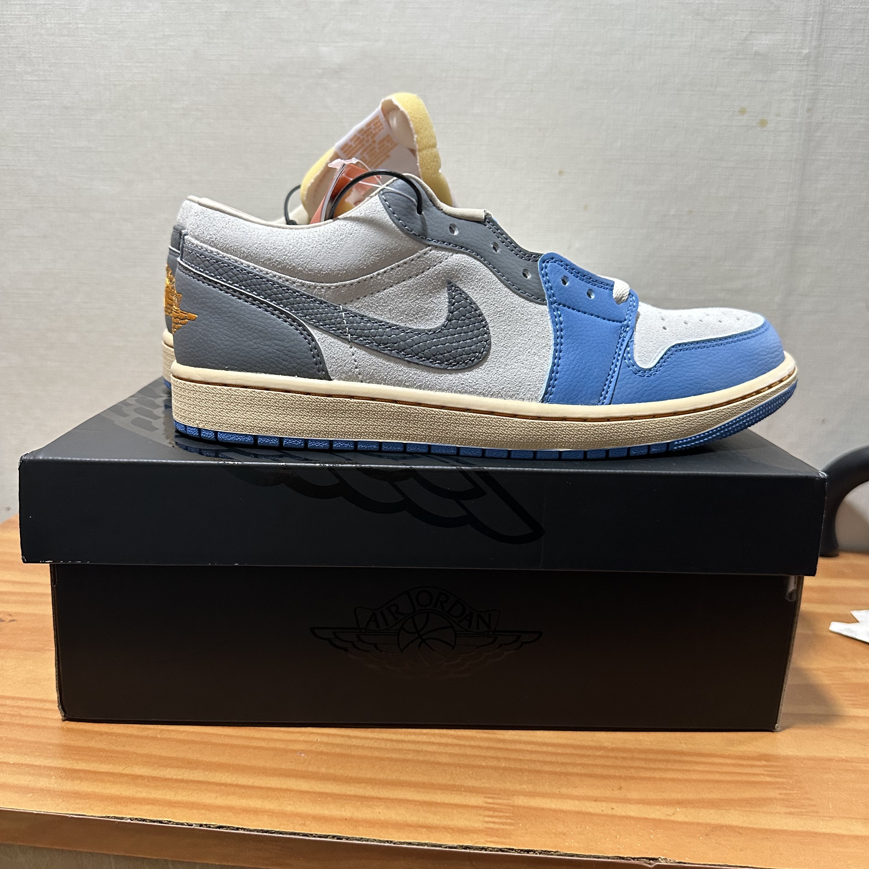 Jordan 1 Low SE Tokyo 96 착용 스타일