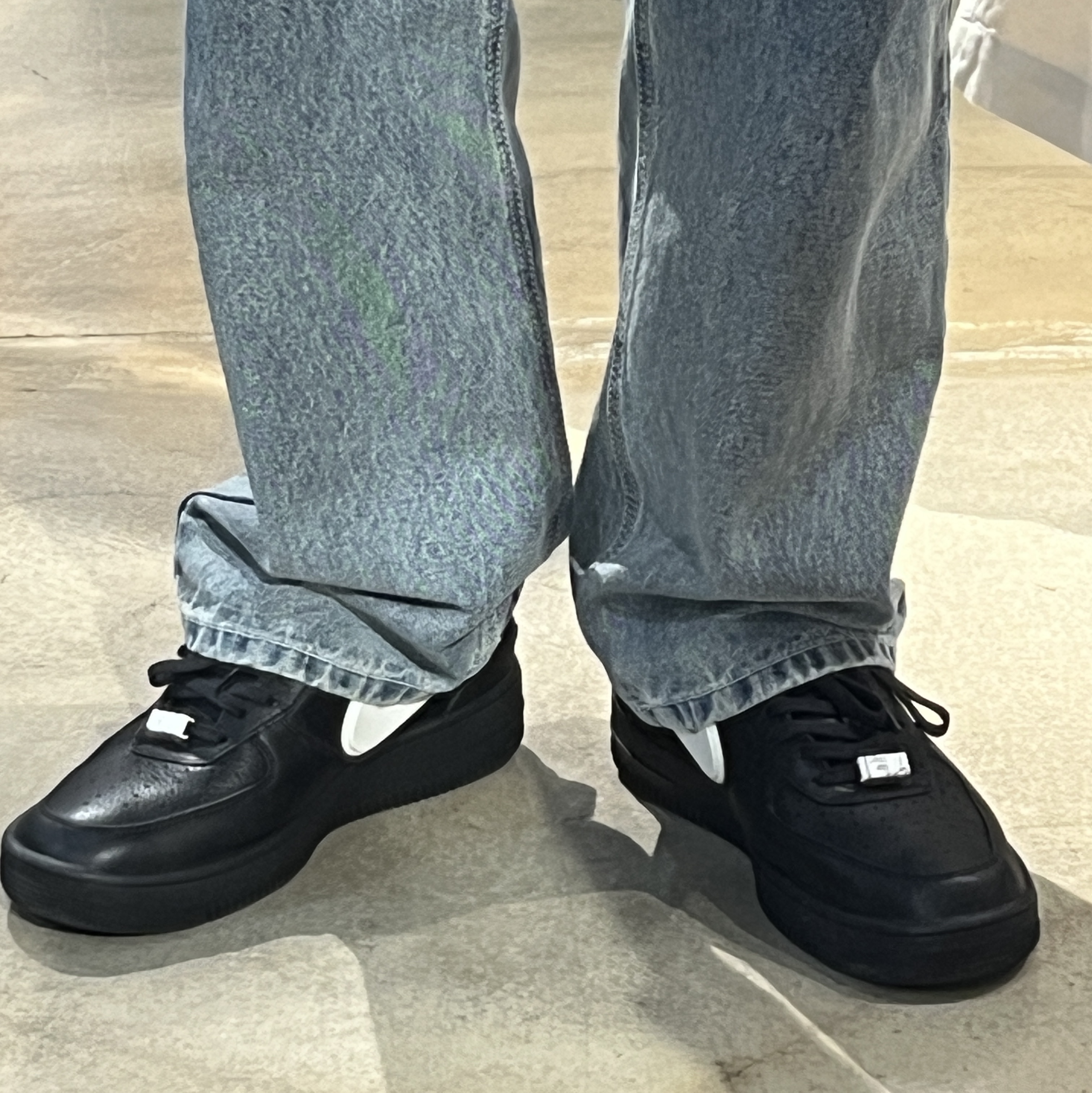 Nike x Ambush Air Force 1 Low SP Black 착용 스타일 - 1