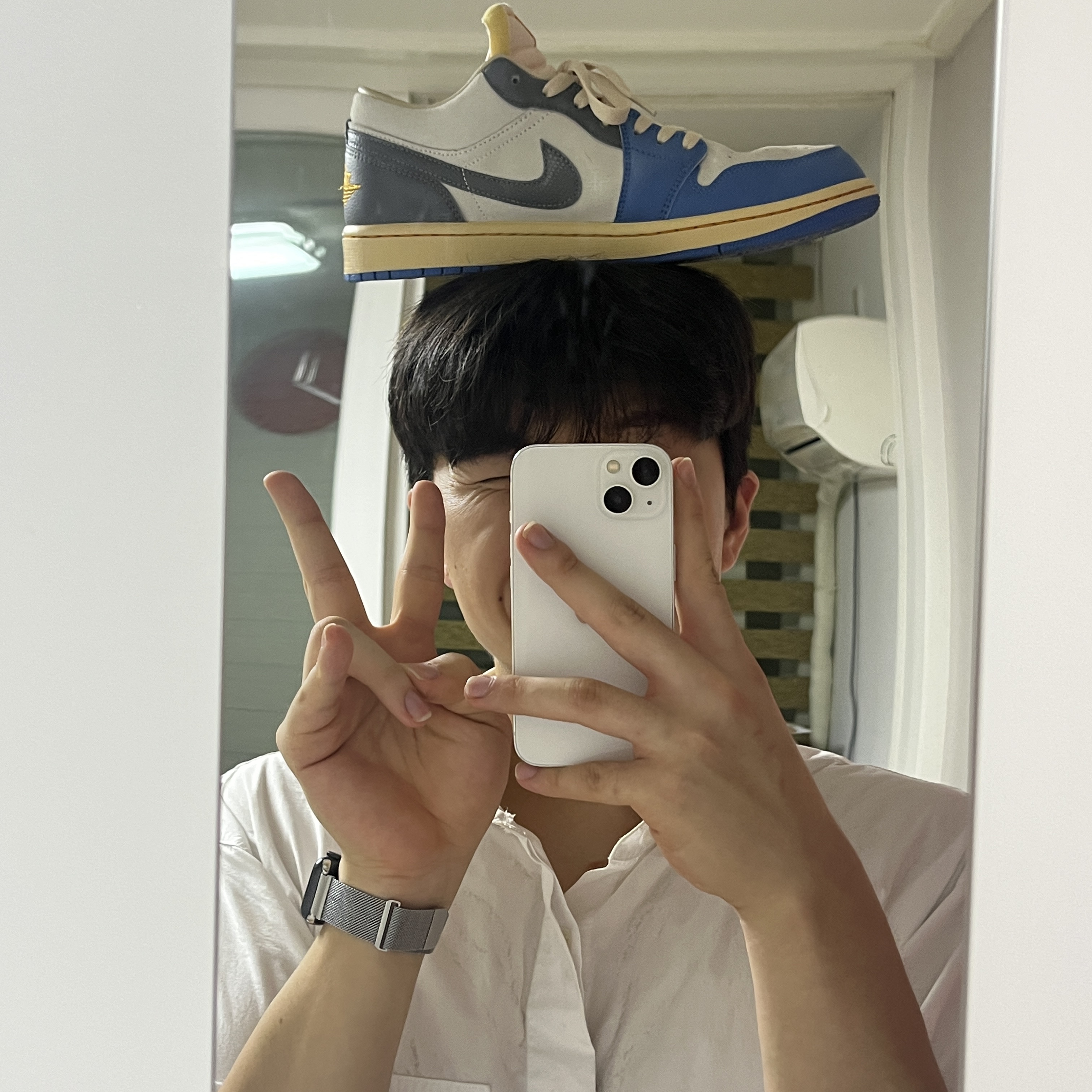 Jordan 1 Low SE Tokyo 96 착용 스타일 - 1