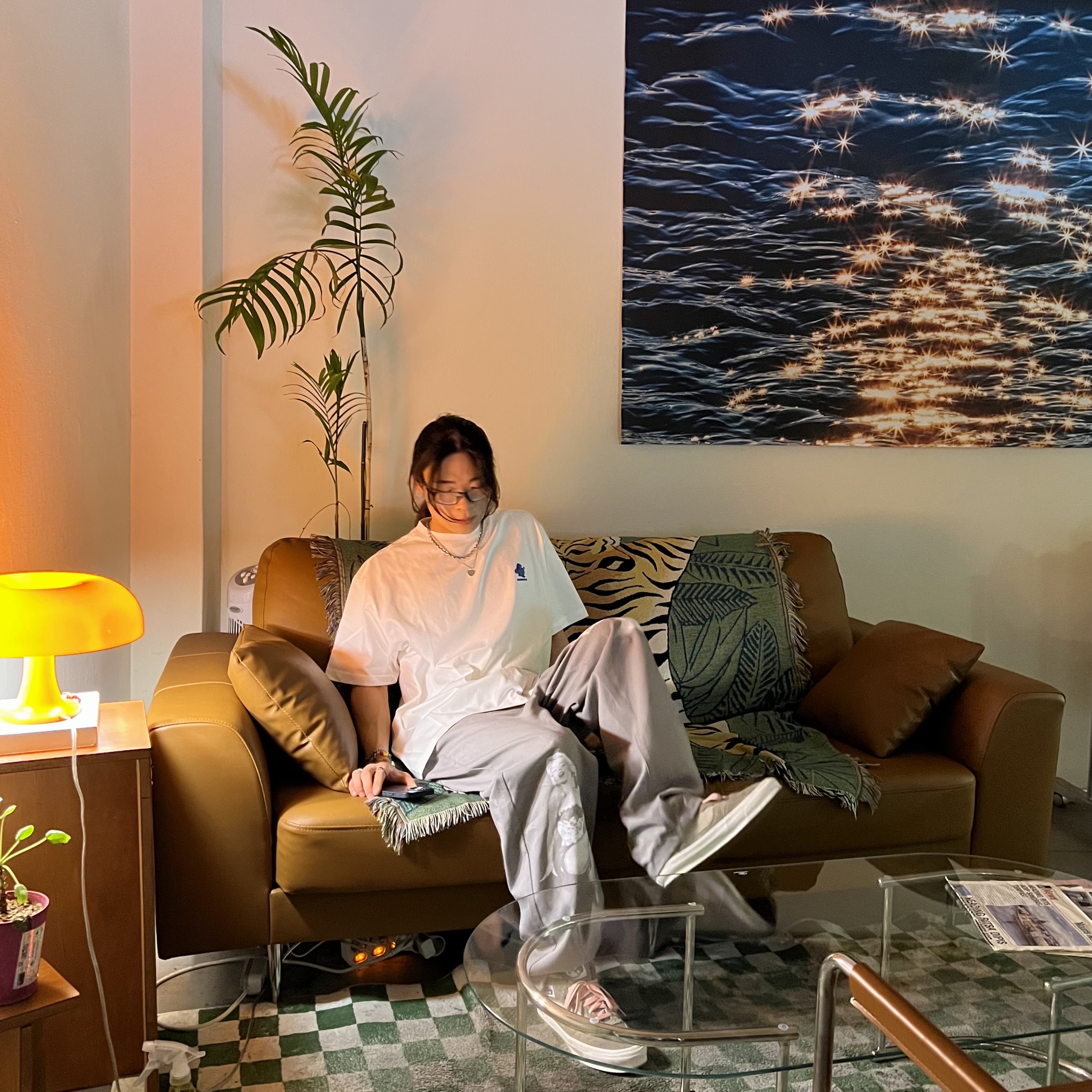 Ader Error Twinny Small Logo T-Shirt White 착용 스타일 - 4