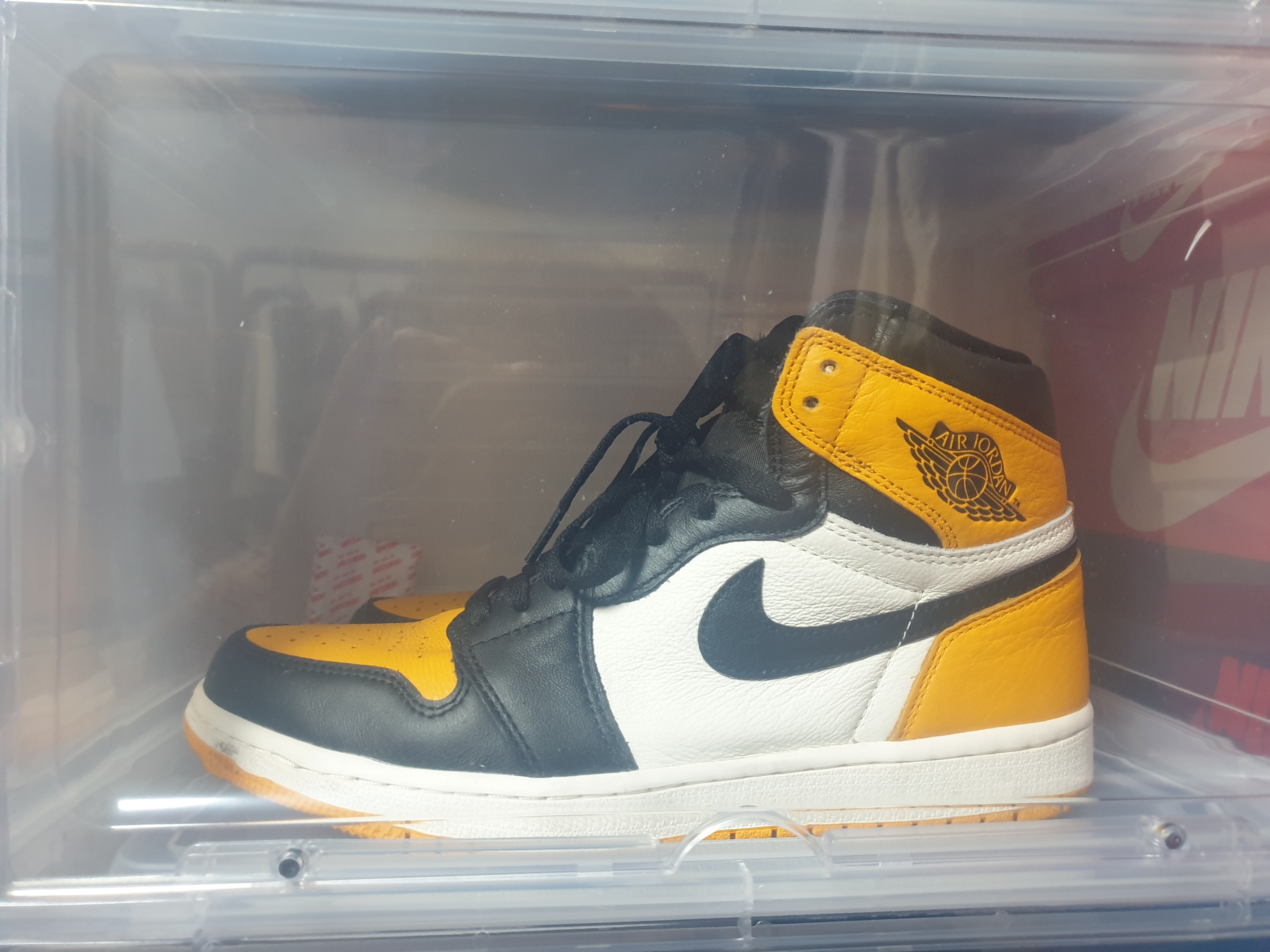 Jordan 1 Retro High OG Taxi 착용 스타일