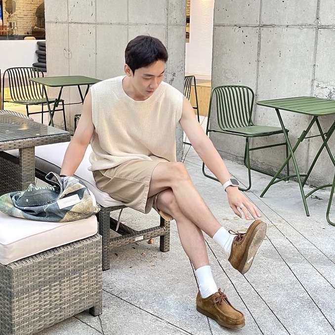 Clarks Wallabee Cola 착용 스타일
