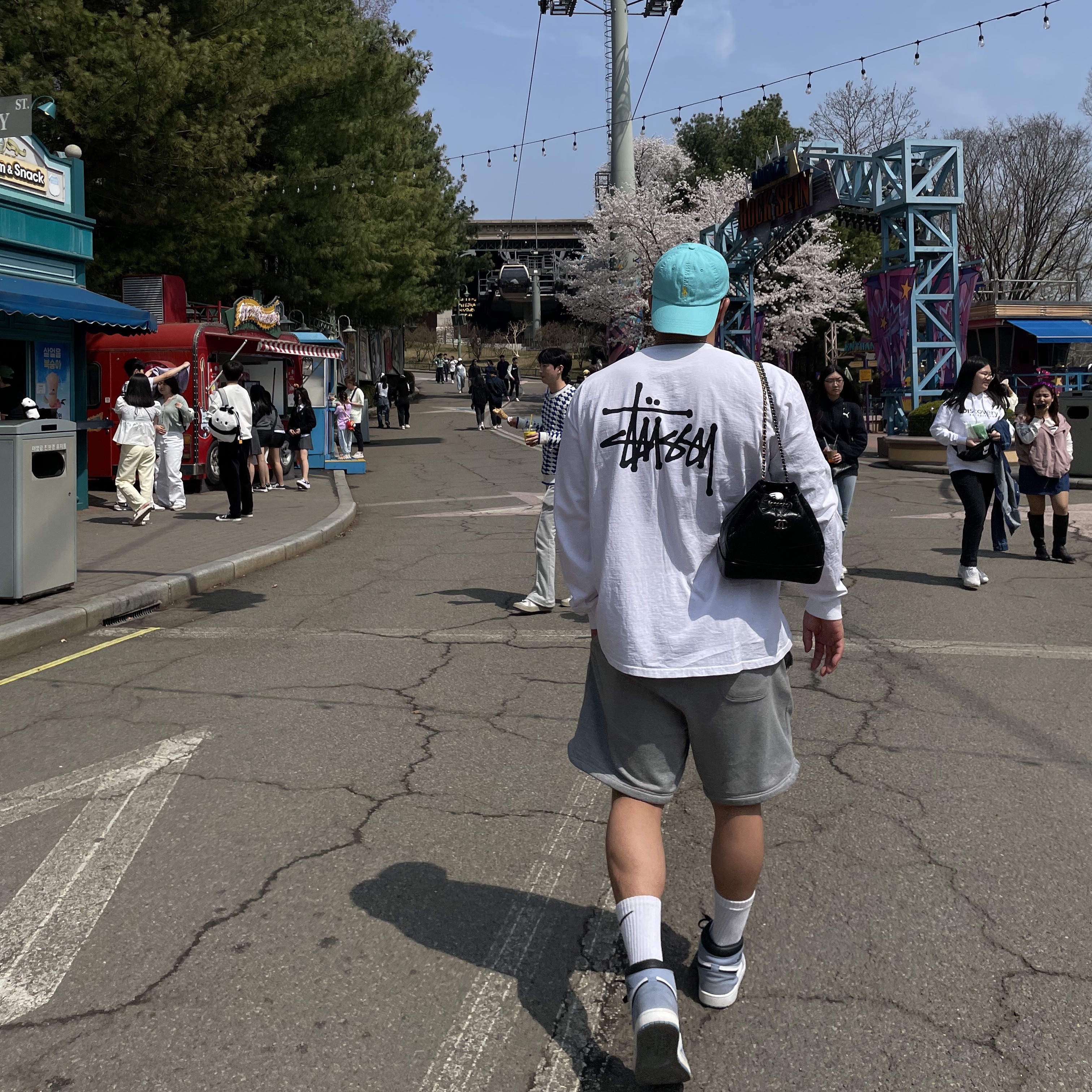 Stussy Basic Stussy LS T-Shirt White 2022, Chanel Small Gabrielle Backpack Aged Calfskin & Gold Silver Black 착용 스타일