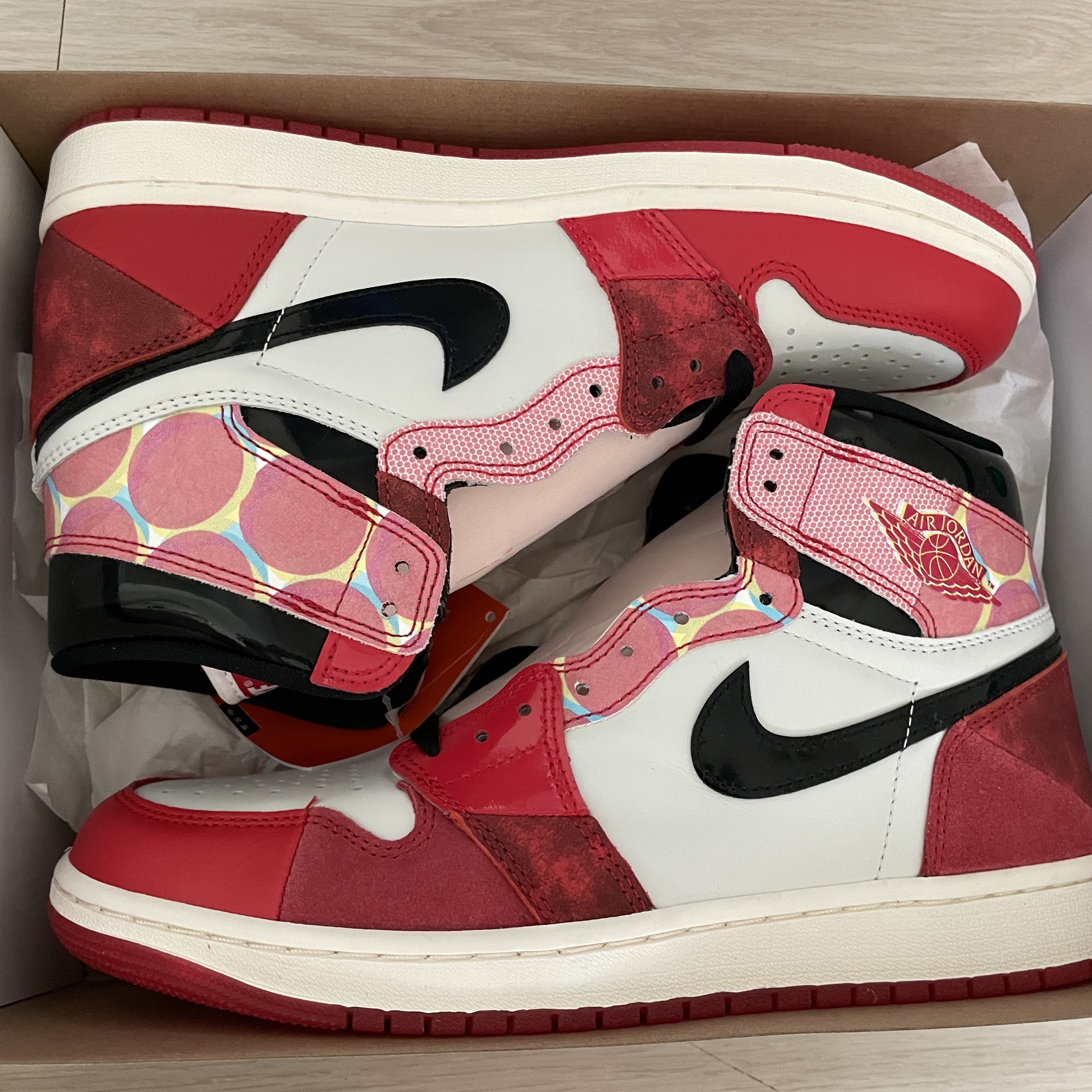 Jordan 1 Retro High Spider-Man Next Chapter 착용 스타일