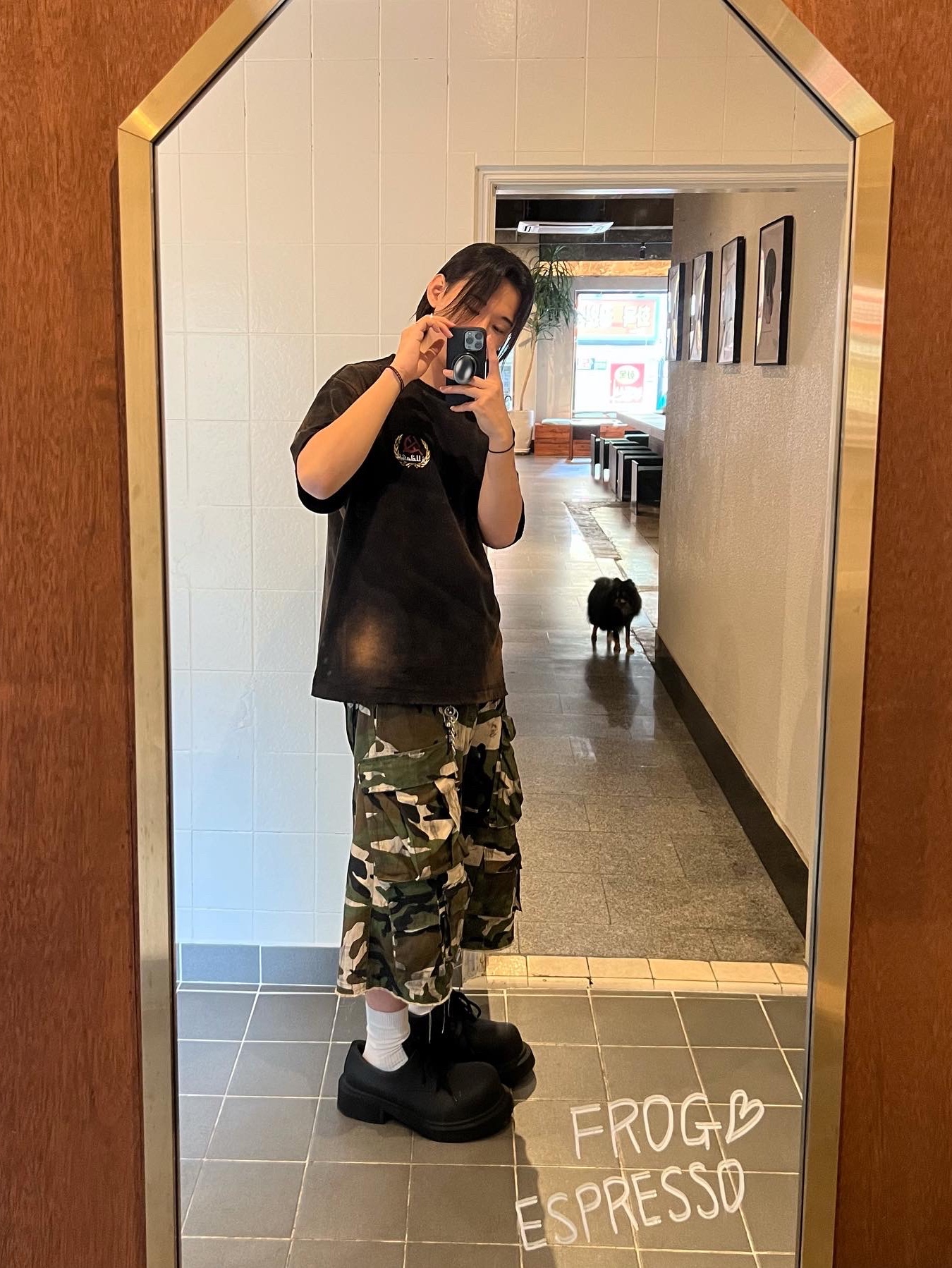 Nos Couleurs Distressed Cargo Shorts Camo, Balenciaga Steroid Derby Black 착용 스타일 - 4