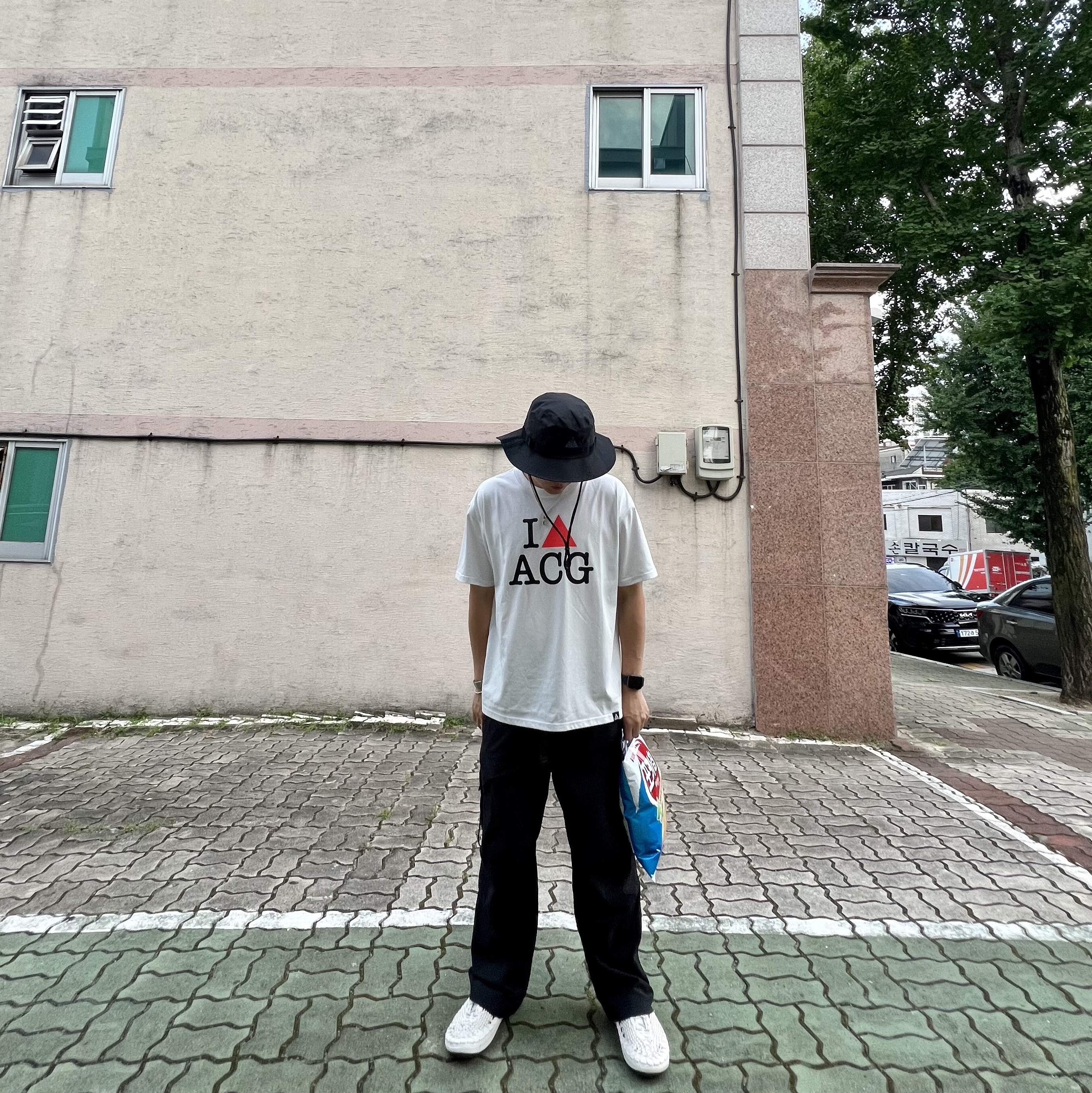 Nike ACG Watercat+ Phantom, Nike ACG Apex Bucket Hat Black 착용 스타일
