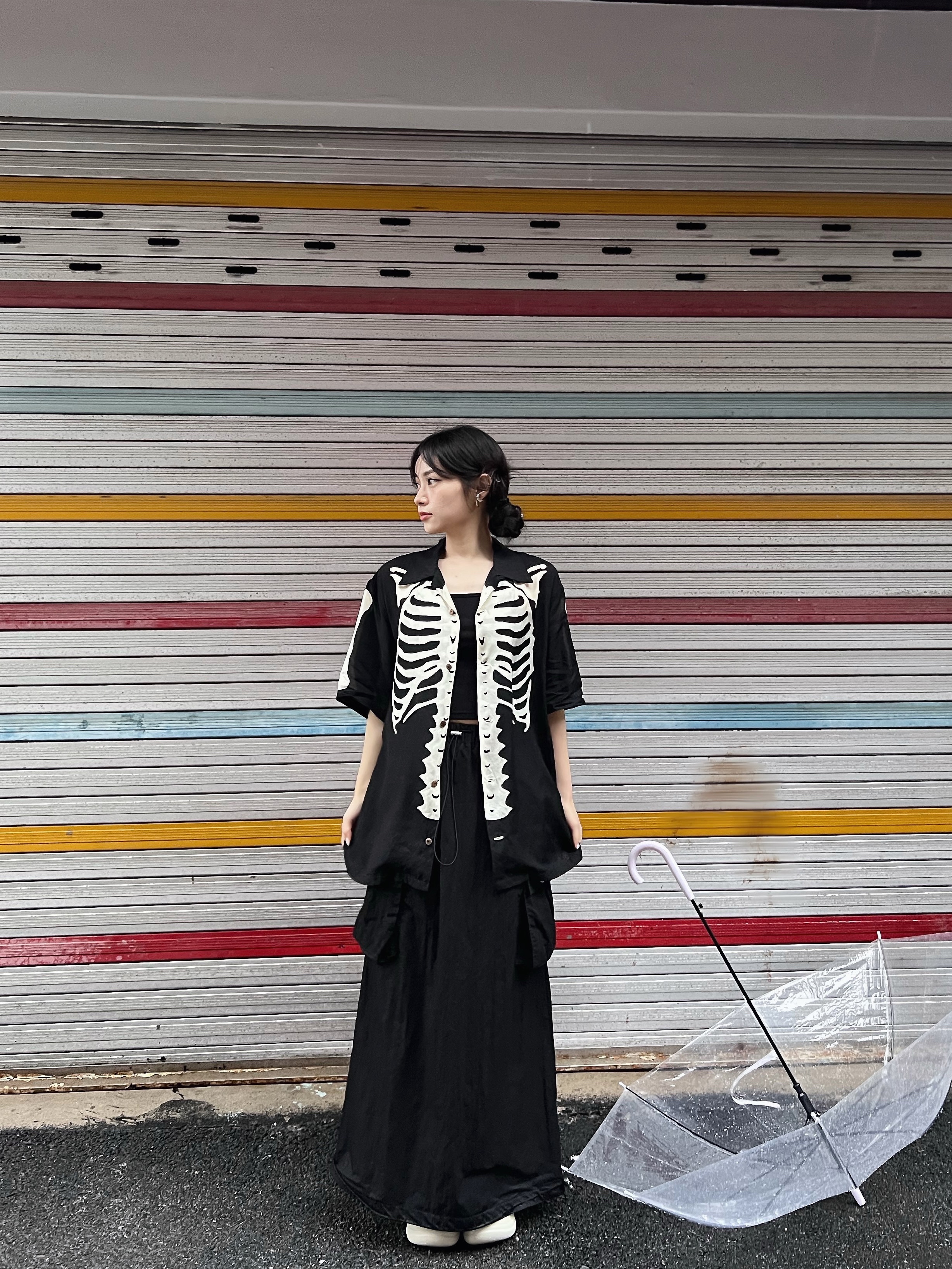Kapital Silk Rayon Bone Aloha Shirt Black 착용 스타일 - 1
