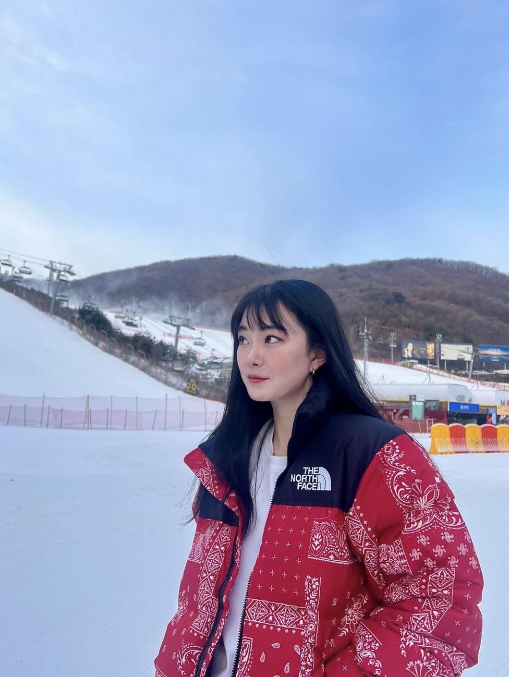 The North Face 1996 Novelty Nuptse Jacket Rio Red, The North Face 1996 Novelty Nuptse Jacket Real Black - 21FW 착용 스타일