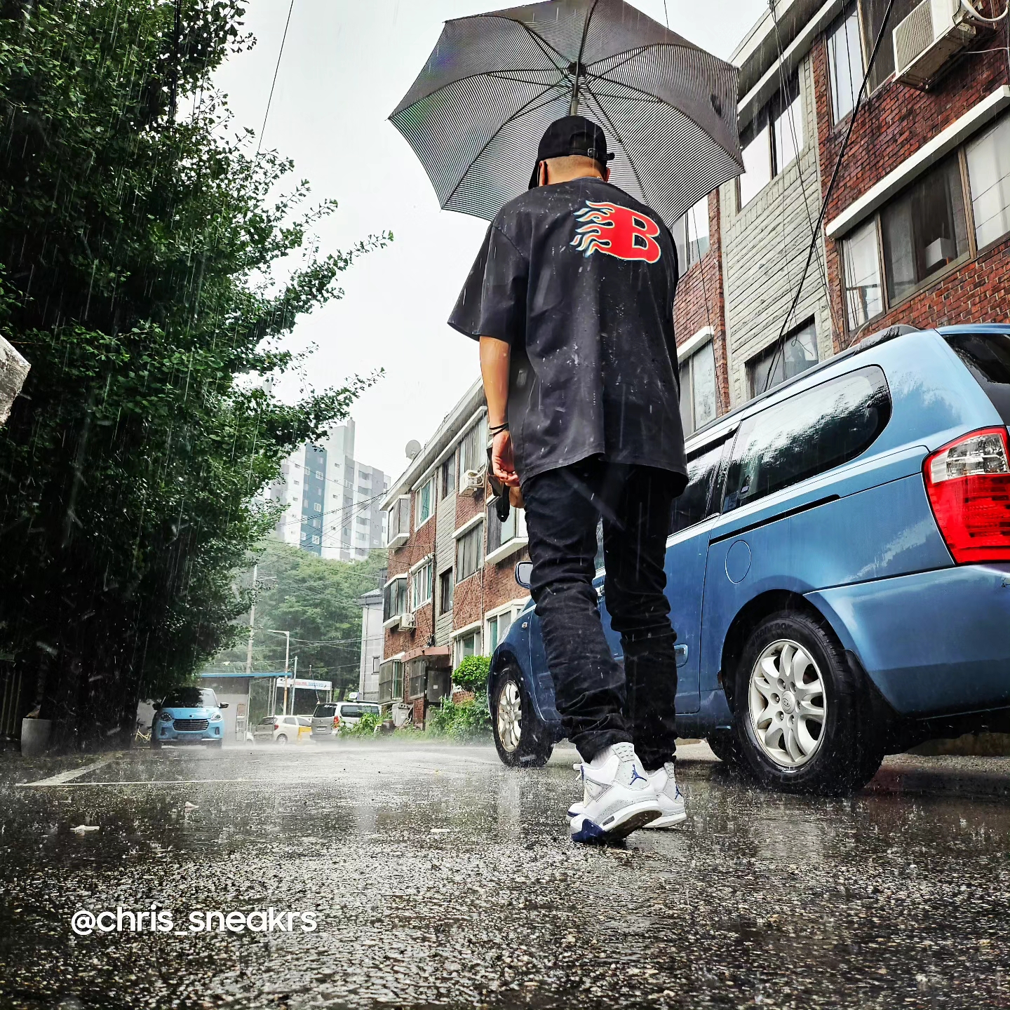 Supreme Washed Chino Twill Camp Cap Black, Jordan 4 Retro Midnight Navy 착용 스타일 - 3