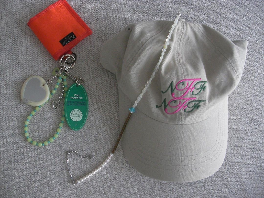 Nff Logo Ball Cap Beige 착용 스타일 - 1