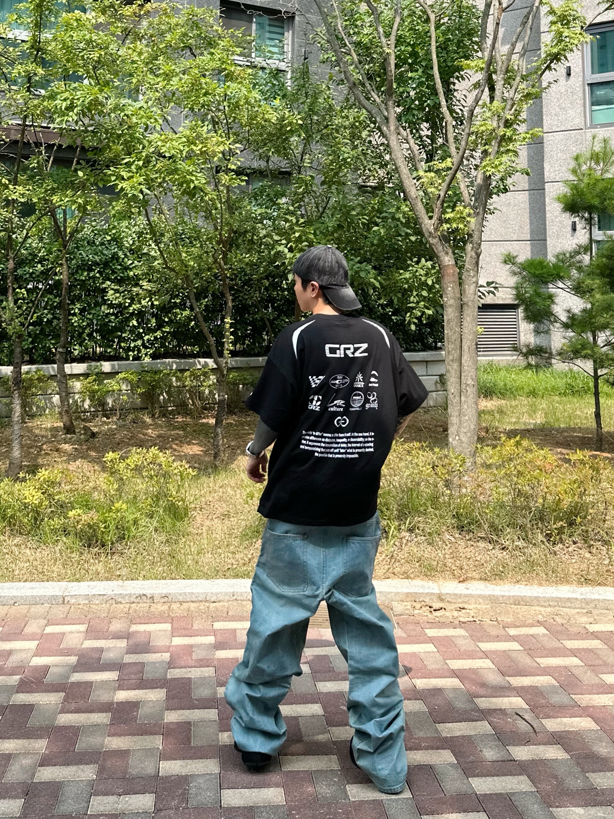 insta @onlyonefreedom님의 스타일 - 1