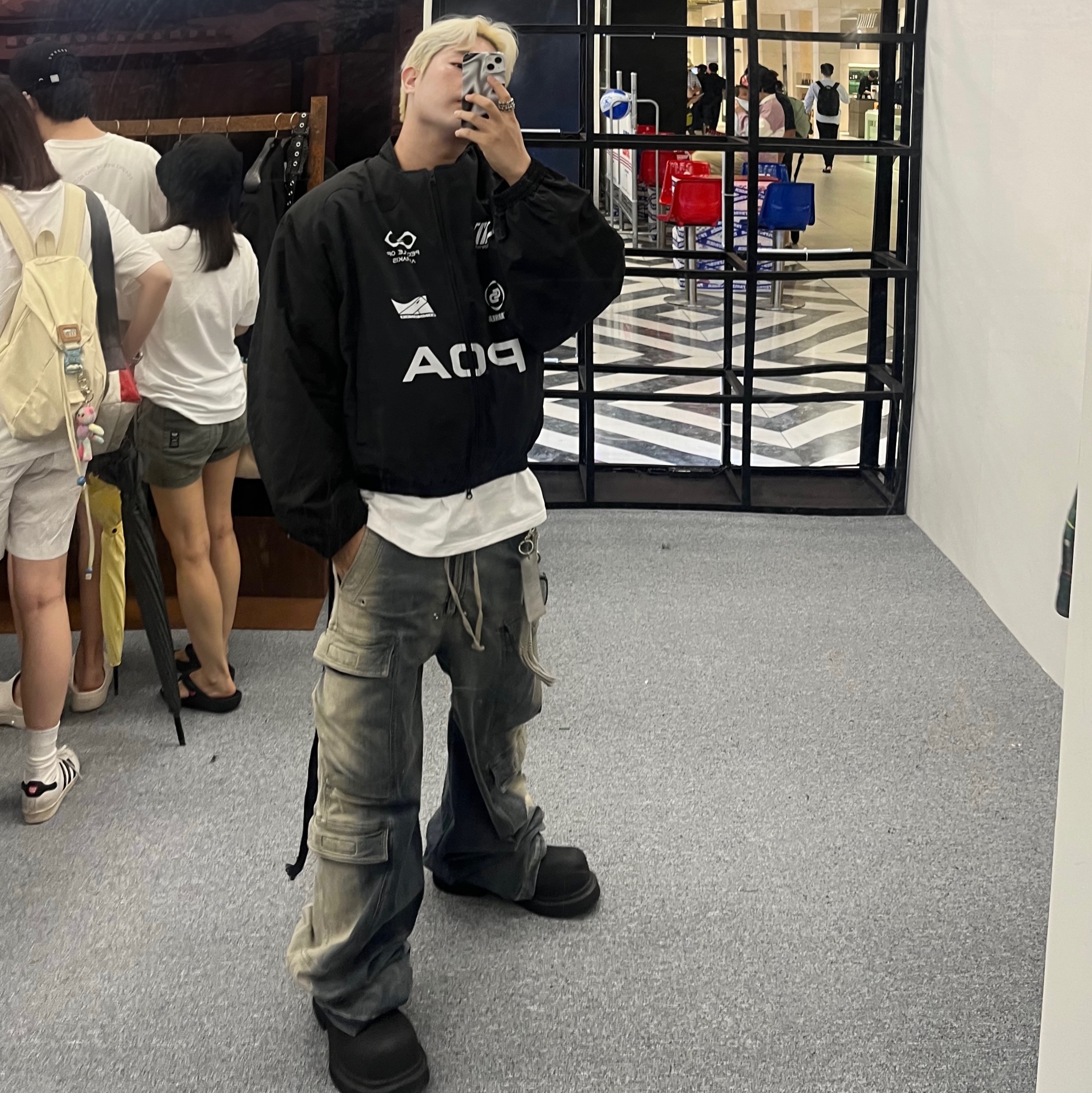 Undermycar Acer Padded Shoulder Crop Blouson Ebony - 23FW, Balenciaga Steroid Derby Black 착용 스타일