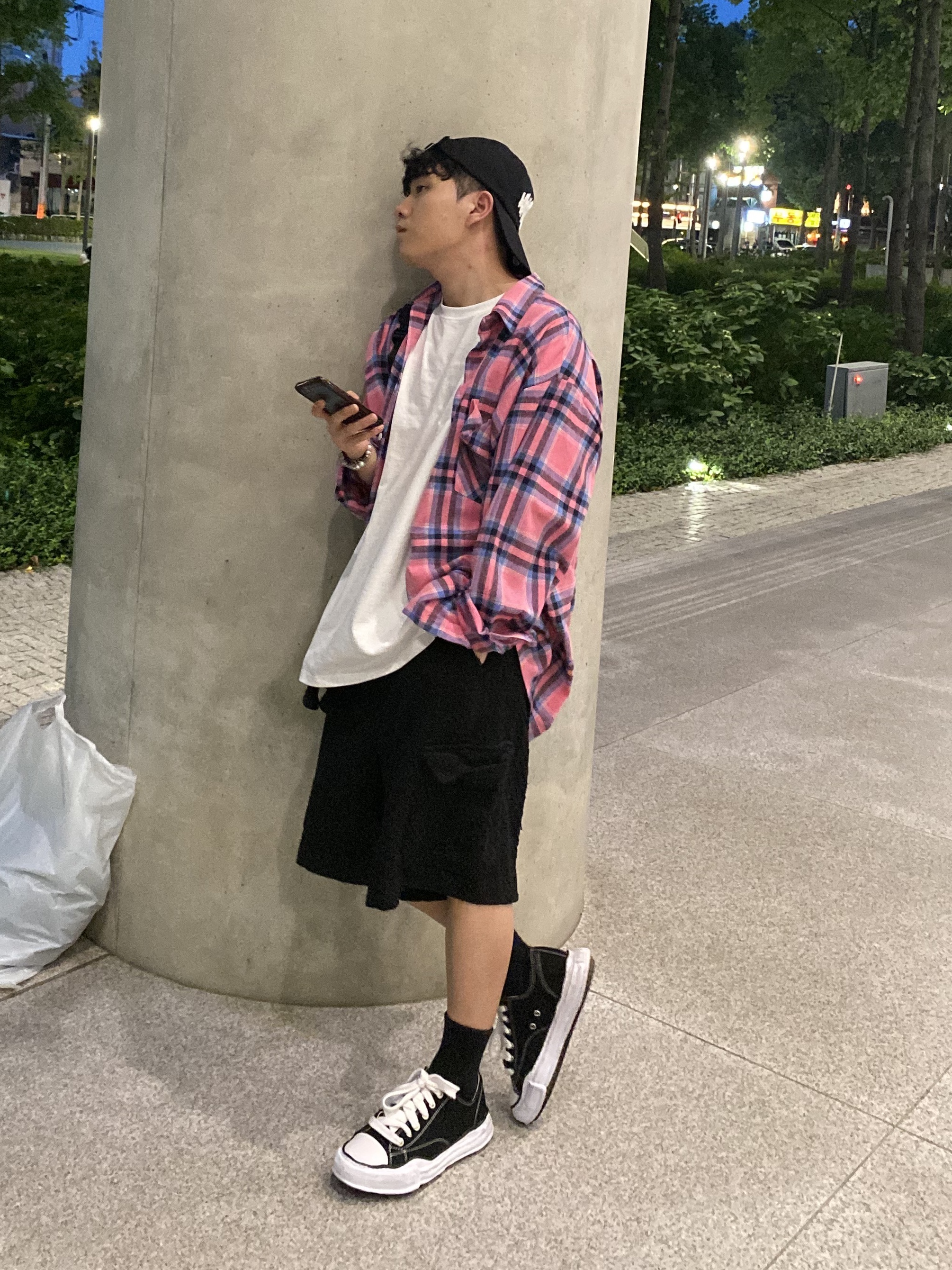 Maison Mihara Yasuhiro Peterson OG Sole Canvas Low Sneakers Black 착용 스타일 - 4