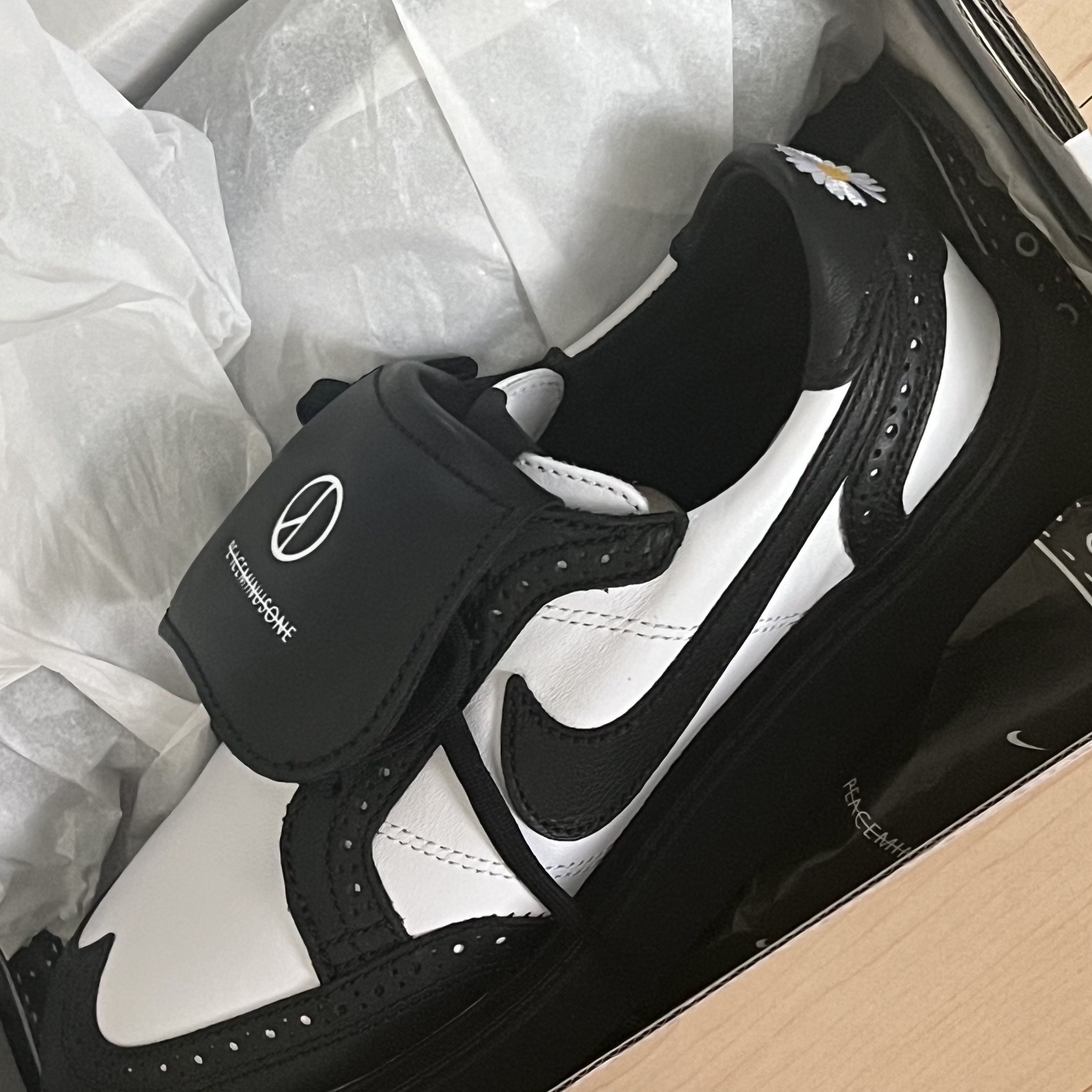 Nike x Peaceminusone Kwondo1 Black and White 착용 스타일 - 4