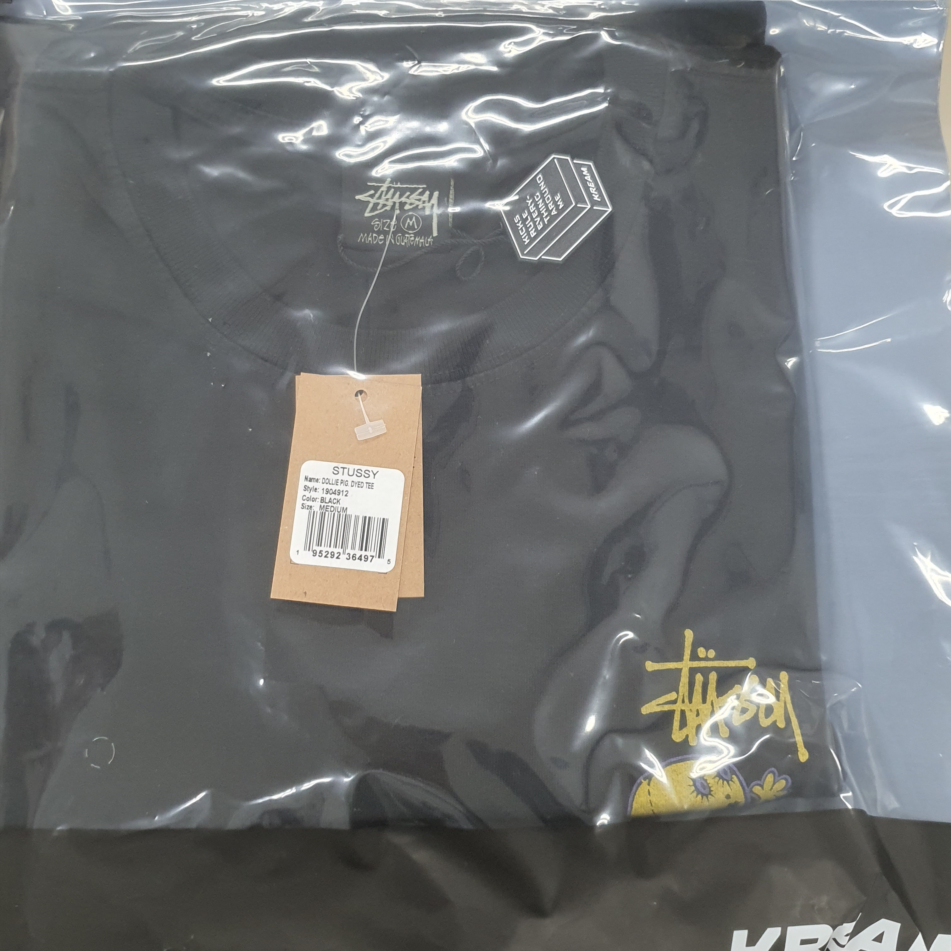 Stussy Dollie Pigment Dyed T-Shirt Black 착용 스타일
