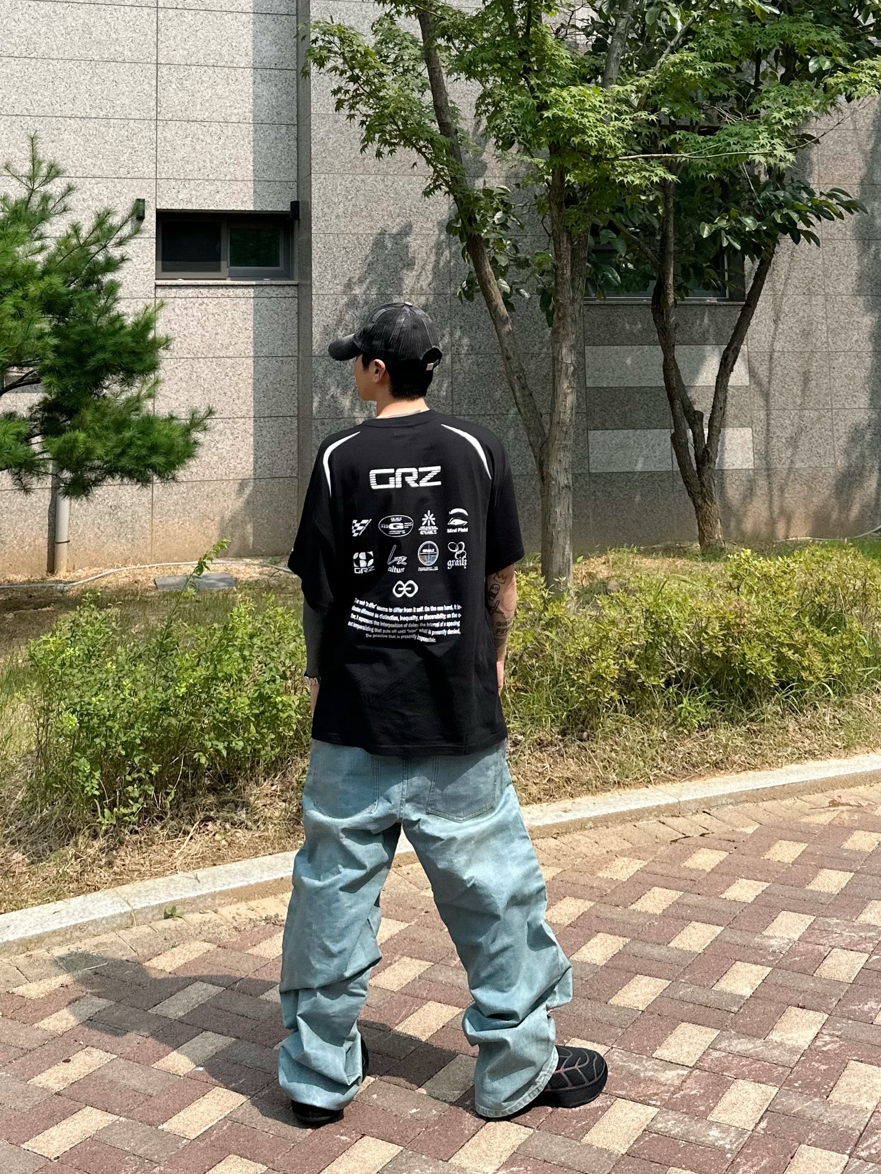 insta @onlyonefreedom님의 스타일 - 5