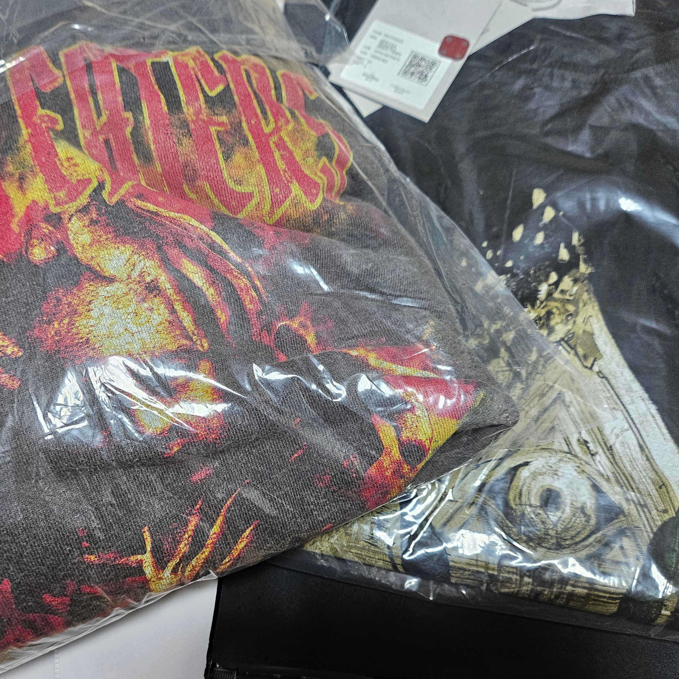 Undermycar Death Eaters Oversized Hoodie Fiesta - 23FW, Undermycar Providence Graphic T-Shirt Green Bee - 23FW (The Hyundai Seoul Exclusive) 착용 스타일