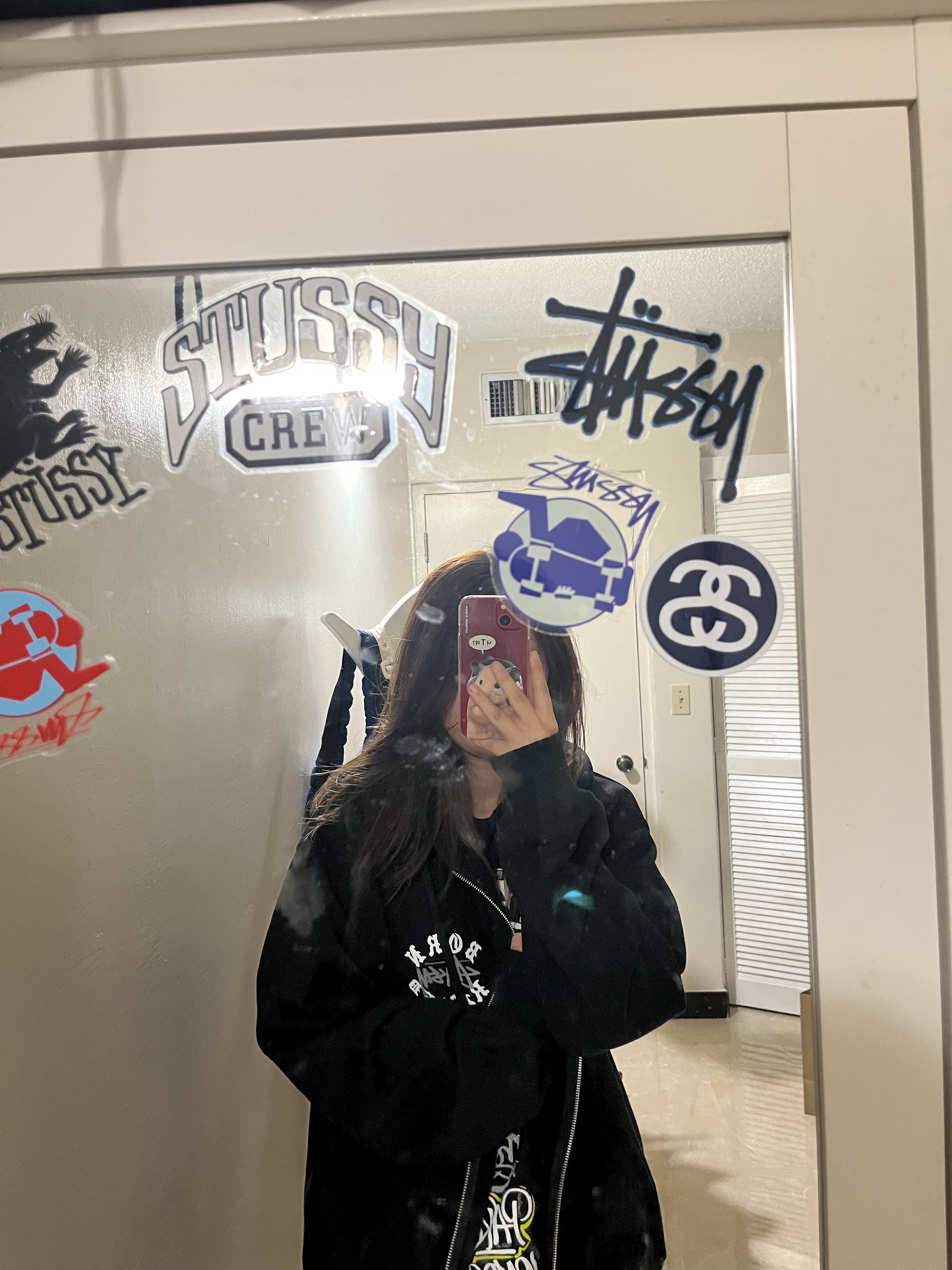 Stussy x Born X Raised Logo Zip Hoodie Black, Stussy x Born X Raised Handstyles T-Shirt Black 착용 스타일 - 3