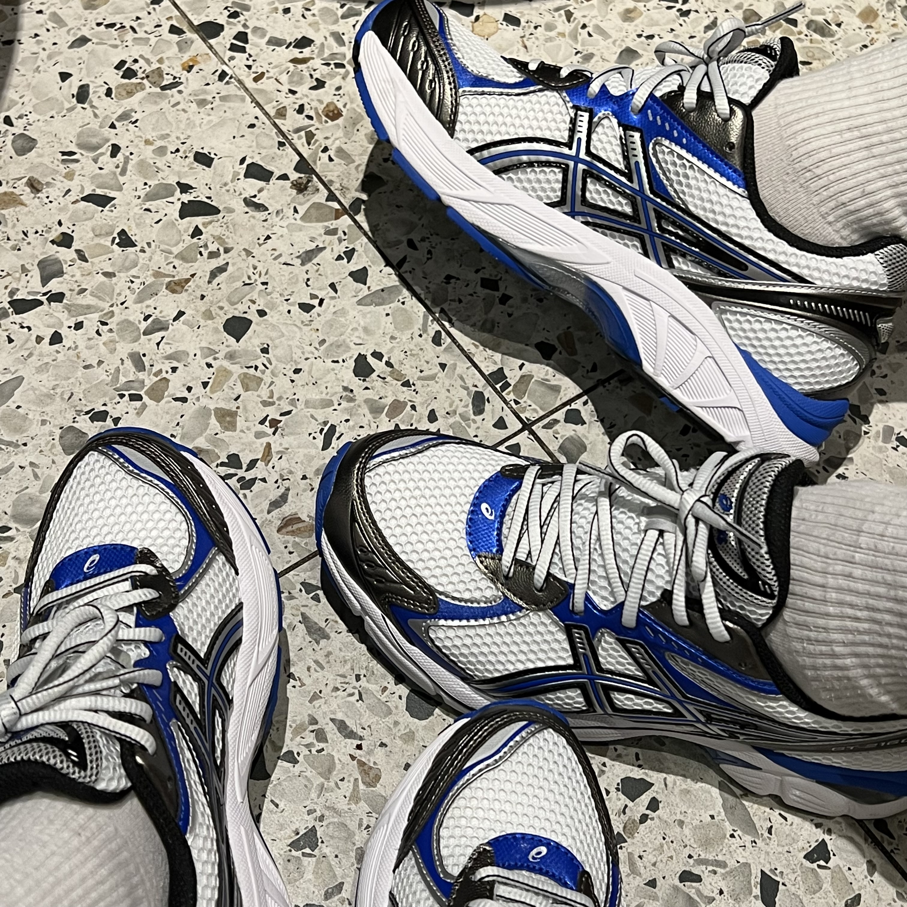 Asics GT-2160 White Illusion Blue 착용 스타일