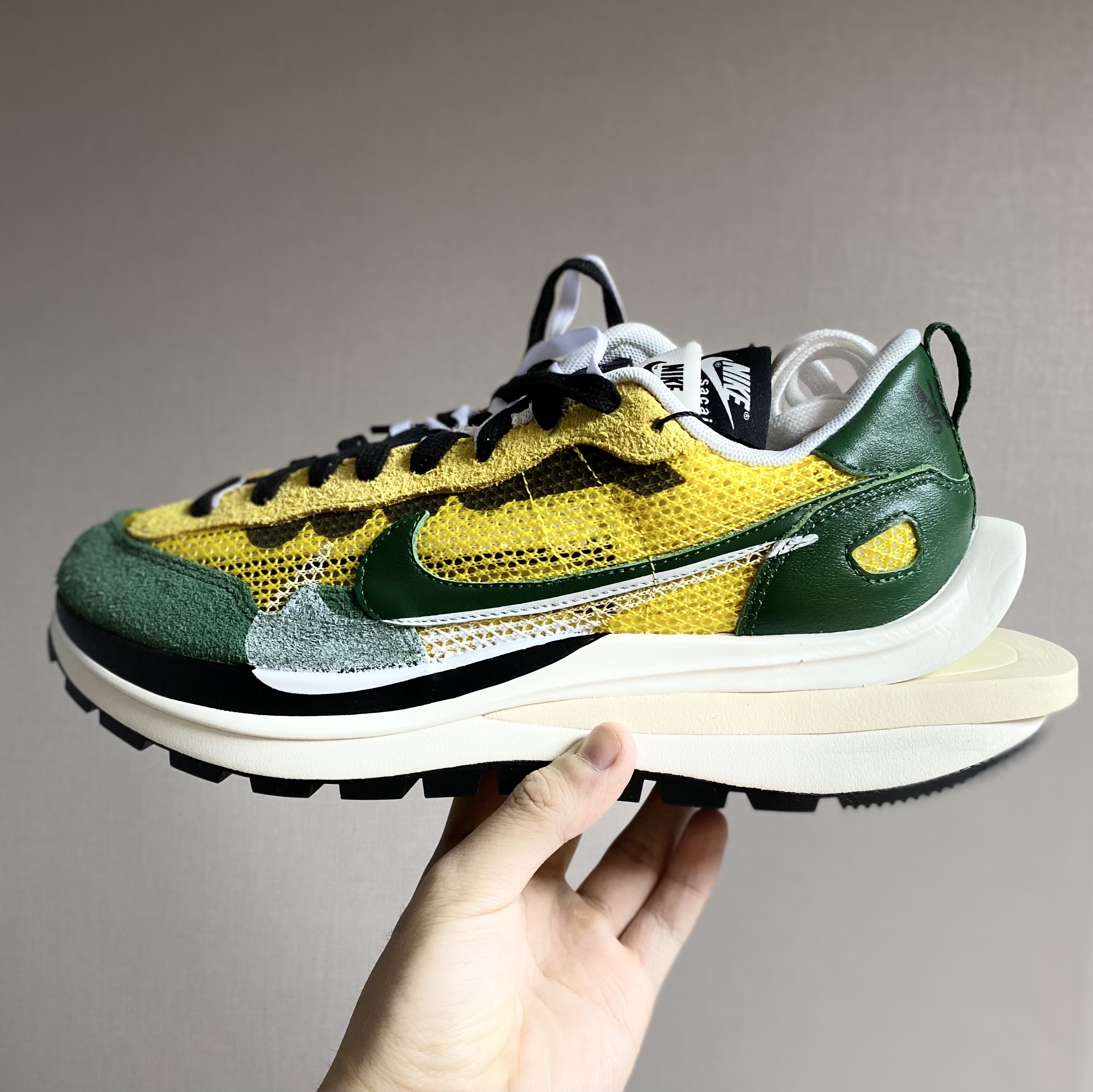 Nike x Peaceminusone Air Force 1 Low Para-Noise, Nike x Off-White Dunk Low University Gold Midnight Navy 착용 스타일 - 4