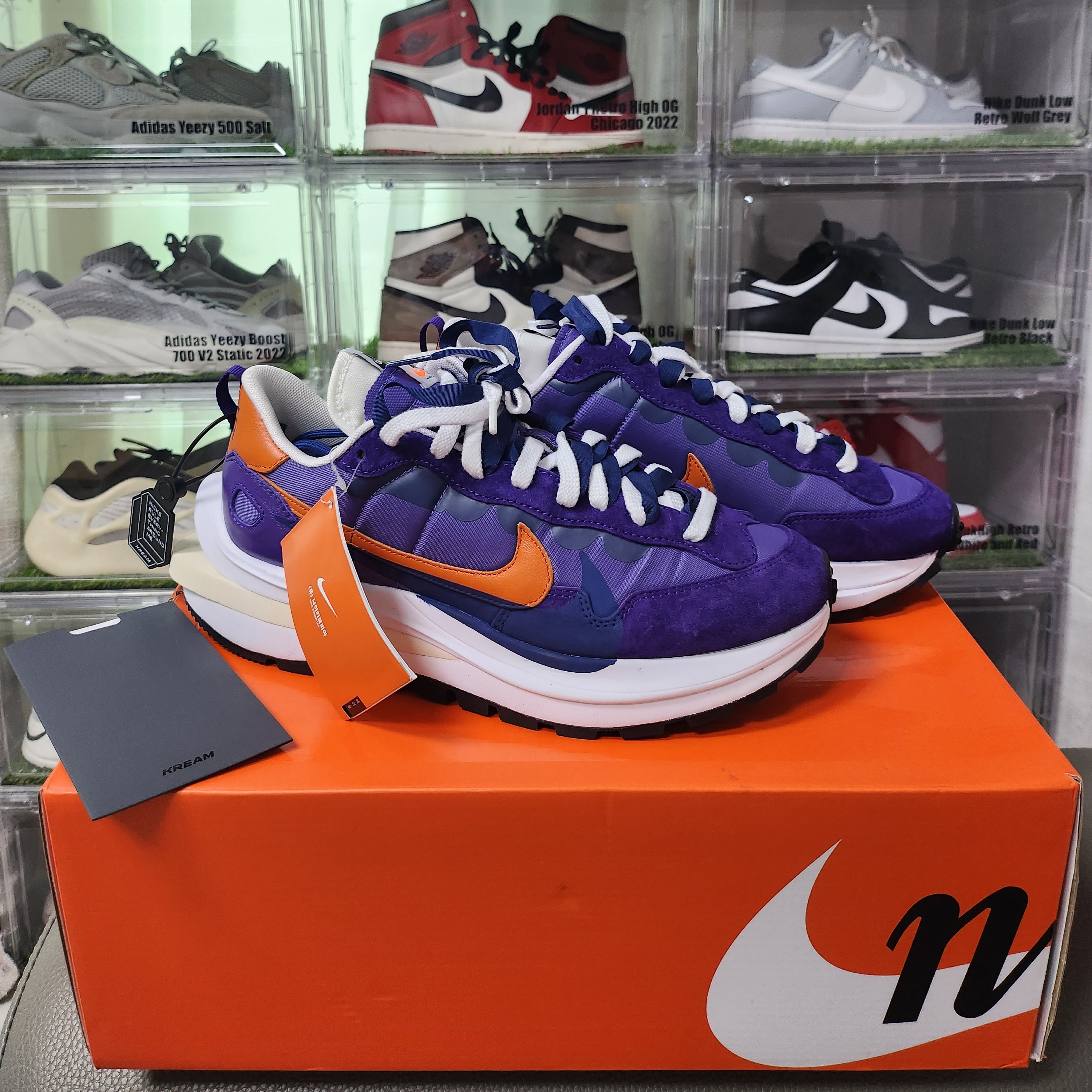 Nike x Sacai VaporWaffle Dark Iris 착용 스타일 - 1