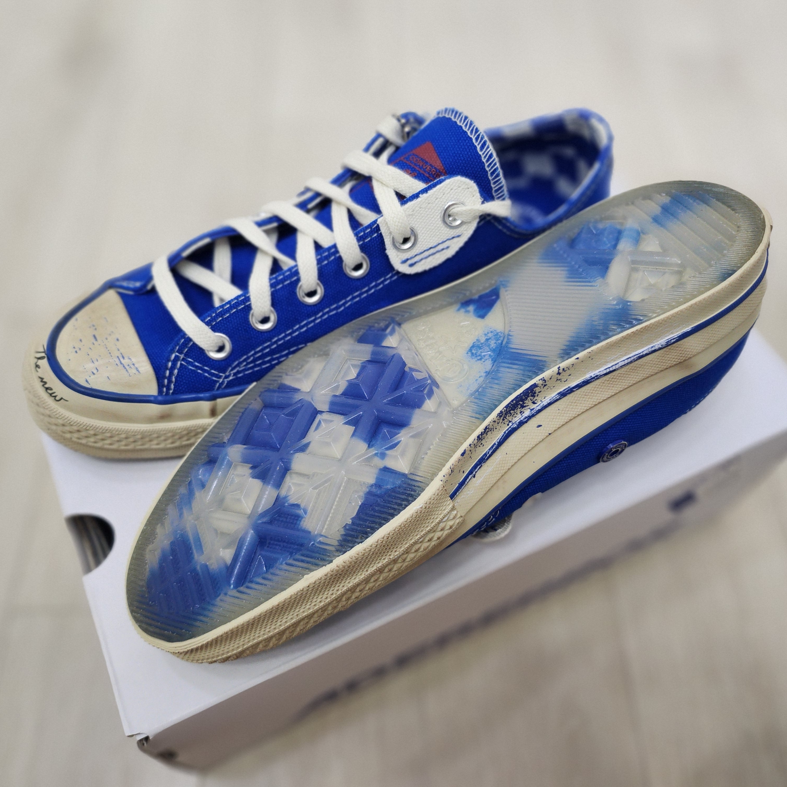 Converse x Ader Error Chuck 70 Ox Imperial Blue 착용 스타일 - 3