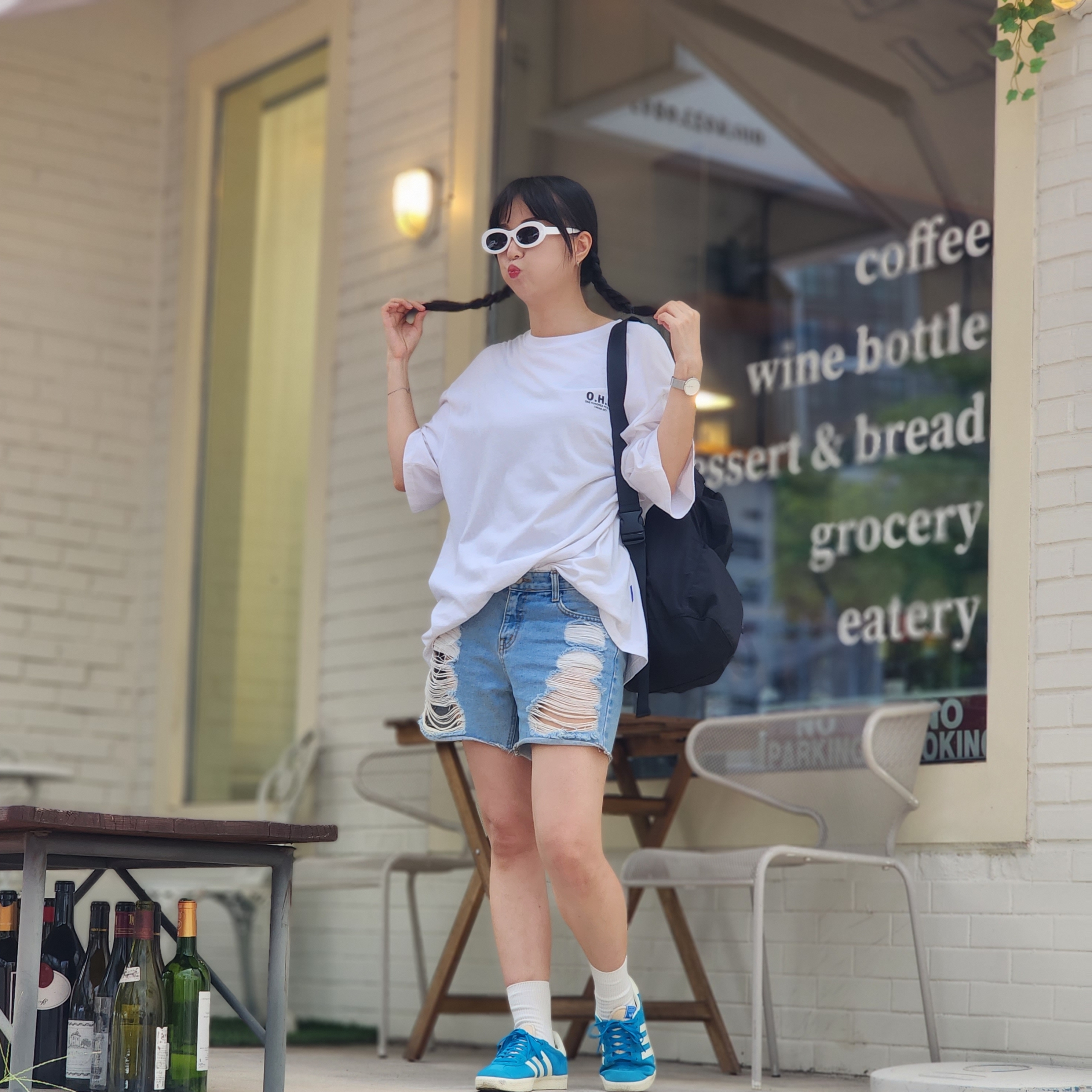 Adidas Gazelle Bold Aqua Off White 착용 스타일