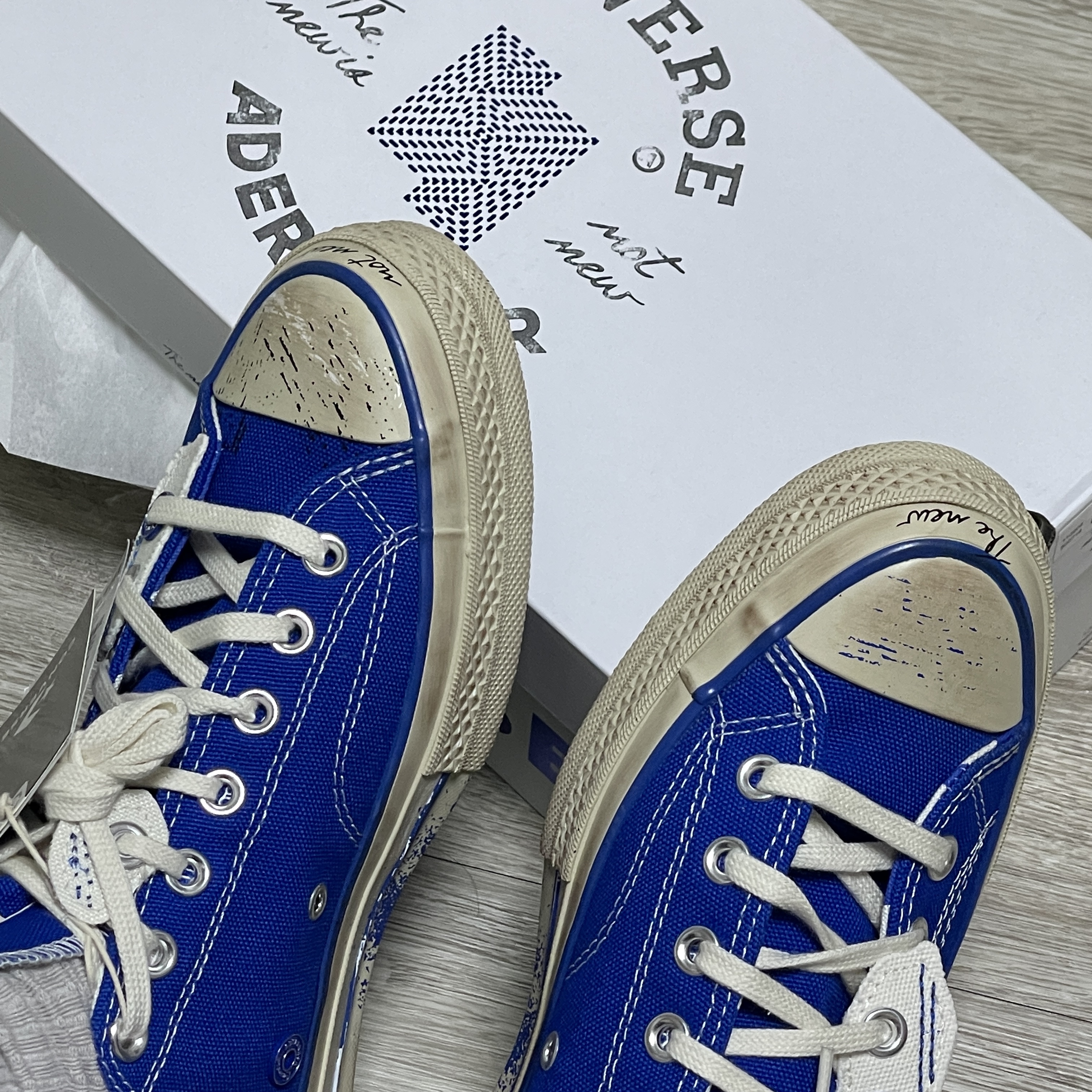 Converse x Ader Error Chuck 70 Ox Imperial Blue 착용 스타일