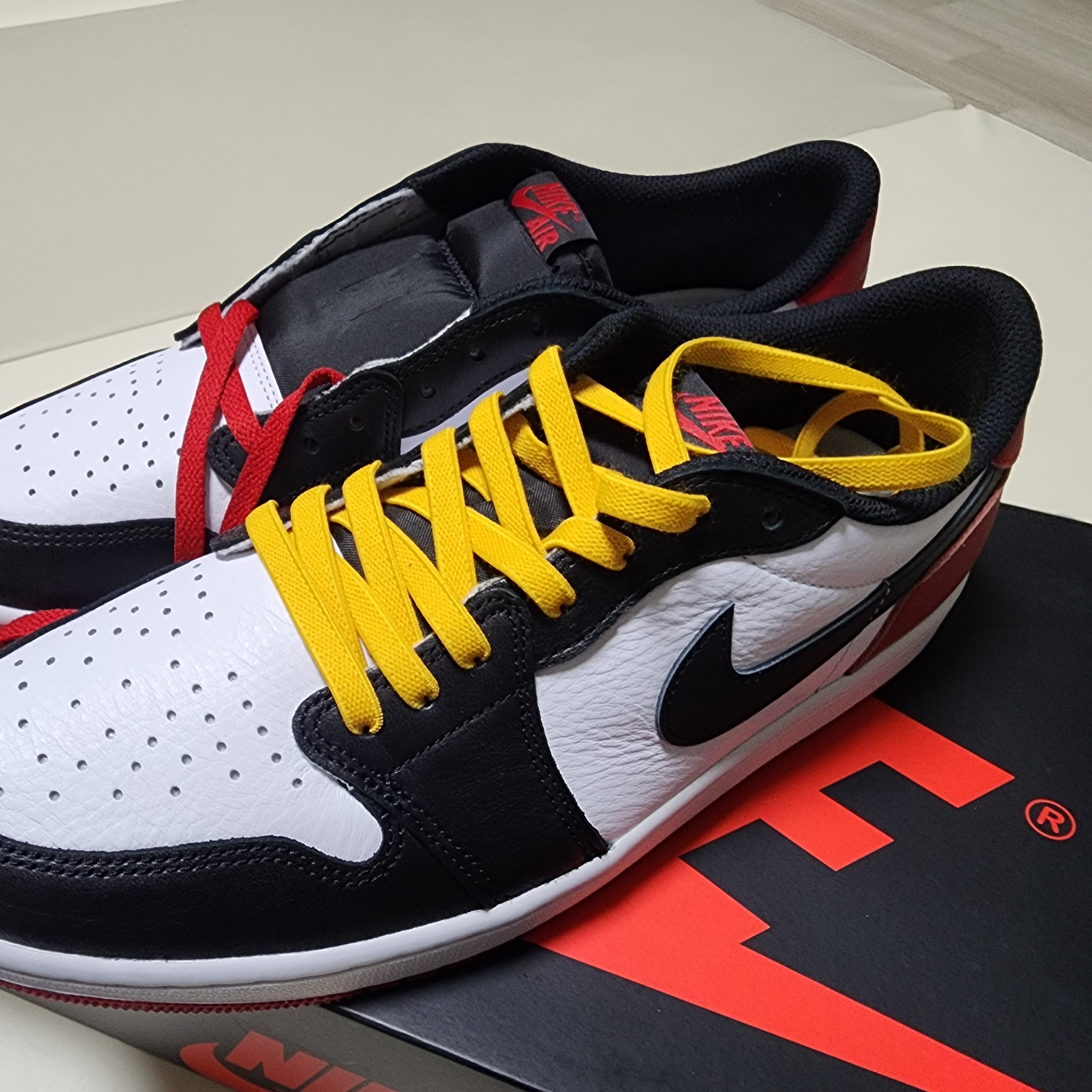 Jordan 1 Retro Low OG Black Toe 착용 스타일