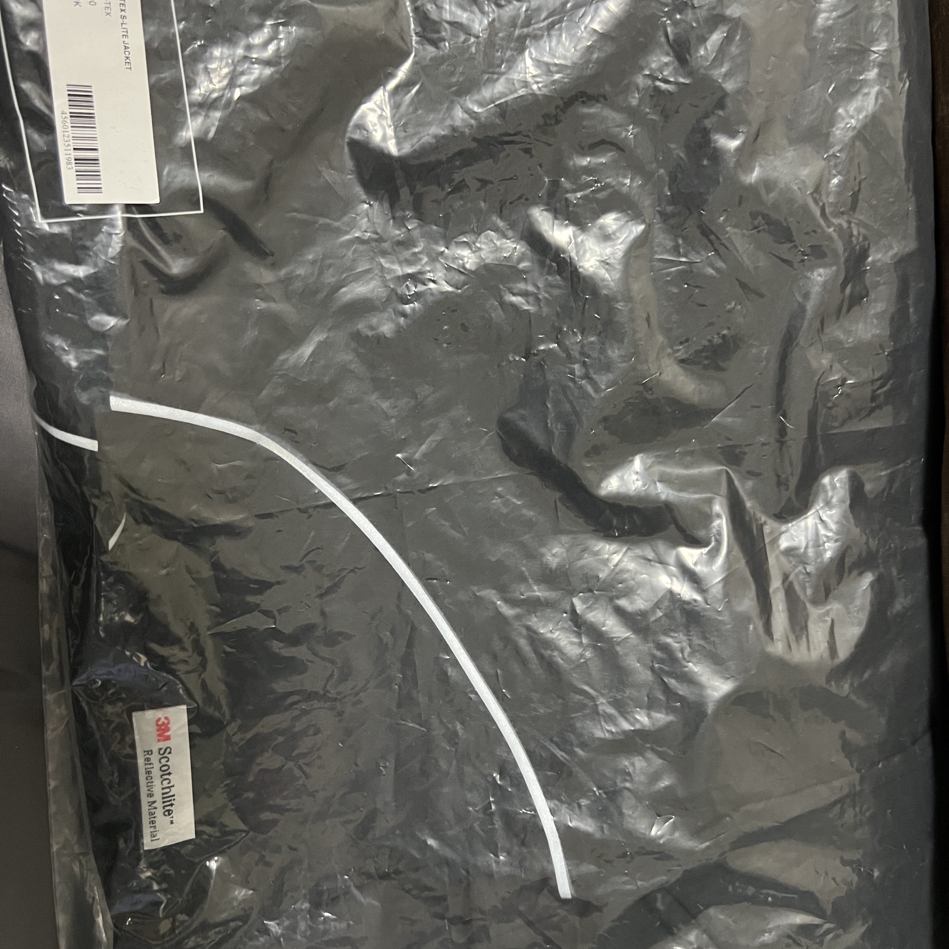 Palace Gore-Tex S-Lite Jacket Black - 23SS 착용 스타일