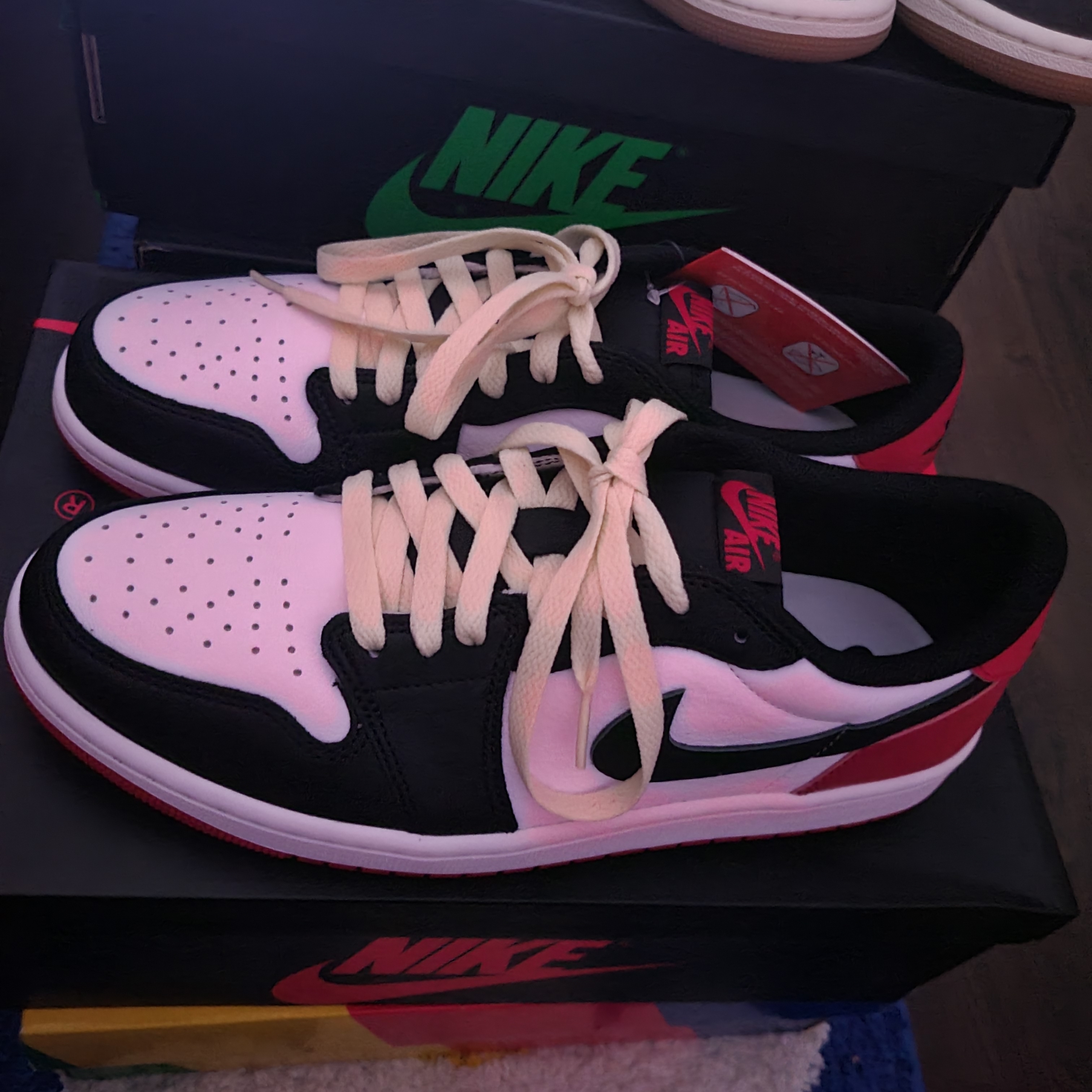Jordan 1 Retro Low OG Black Toe 착용 스타일