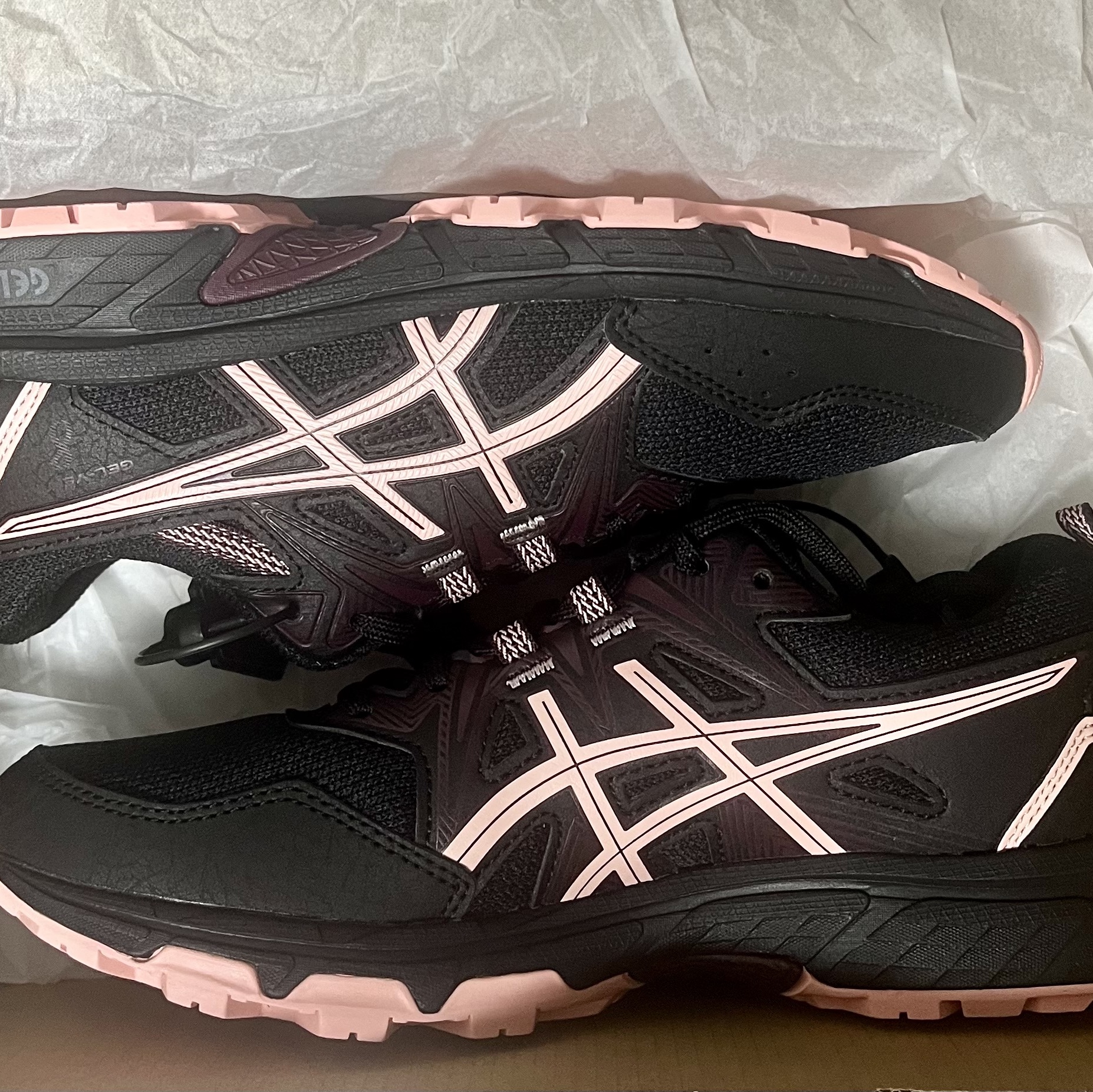 (W) Asics Gel-Venture 8 Black Frosted Rose 착용 스타일