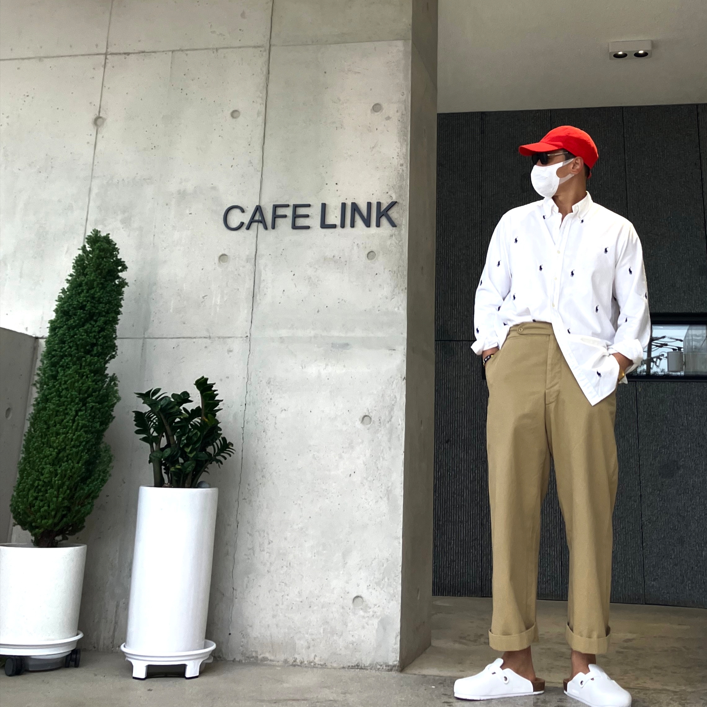 [30%적립] Polo Ralph Lauren Cotton Chino Ball Cap Red, Birkenstock Boston Suede Leather Antique White - Regular 착용 스타일 - 1