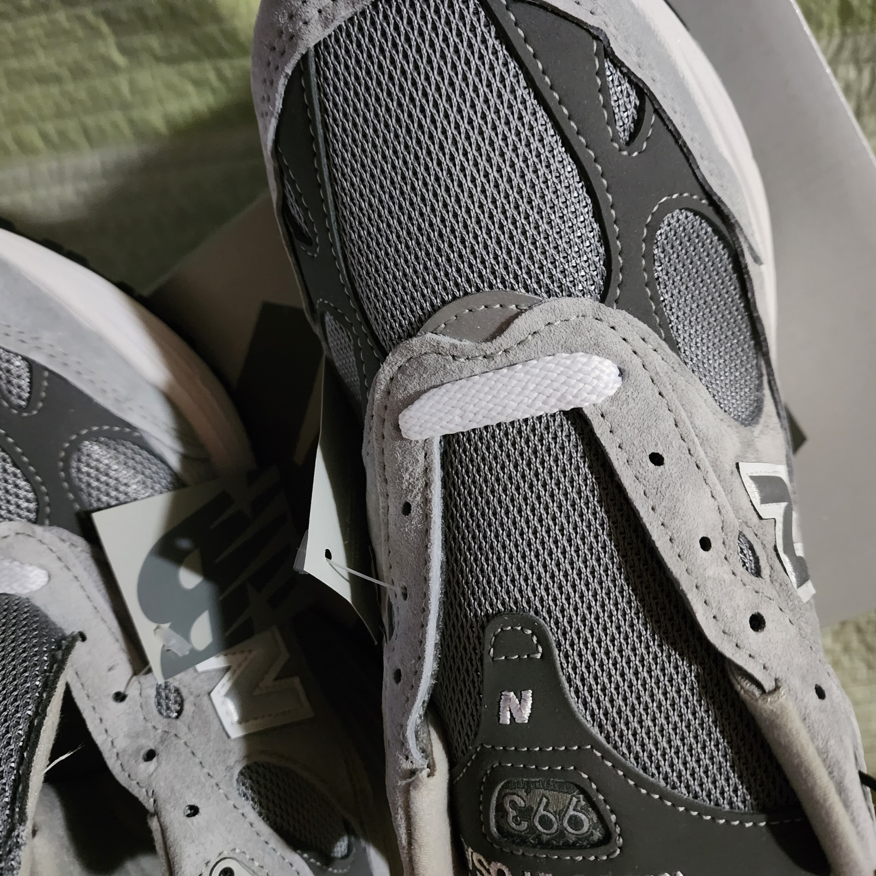 New Balance 993 Made in USA Grey - D Standard 착용 스타일 - 2